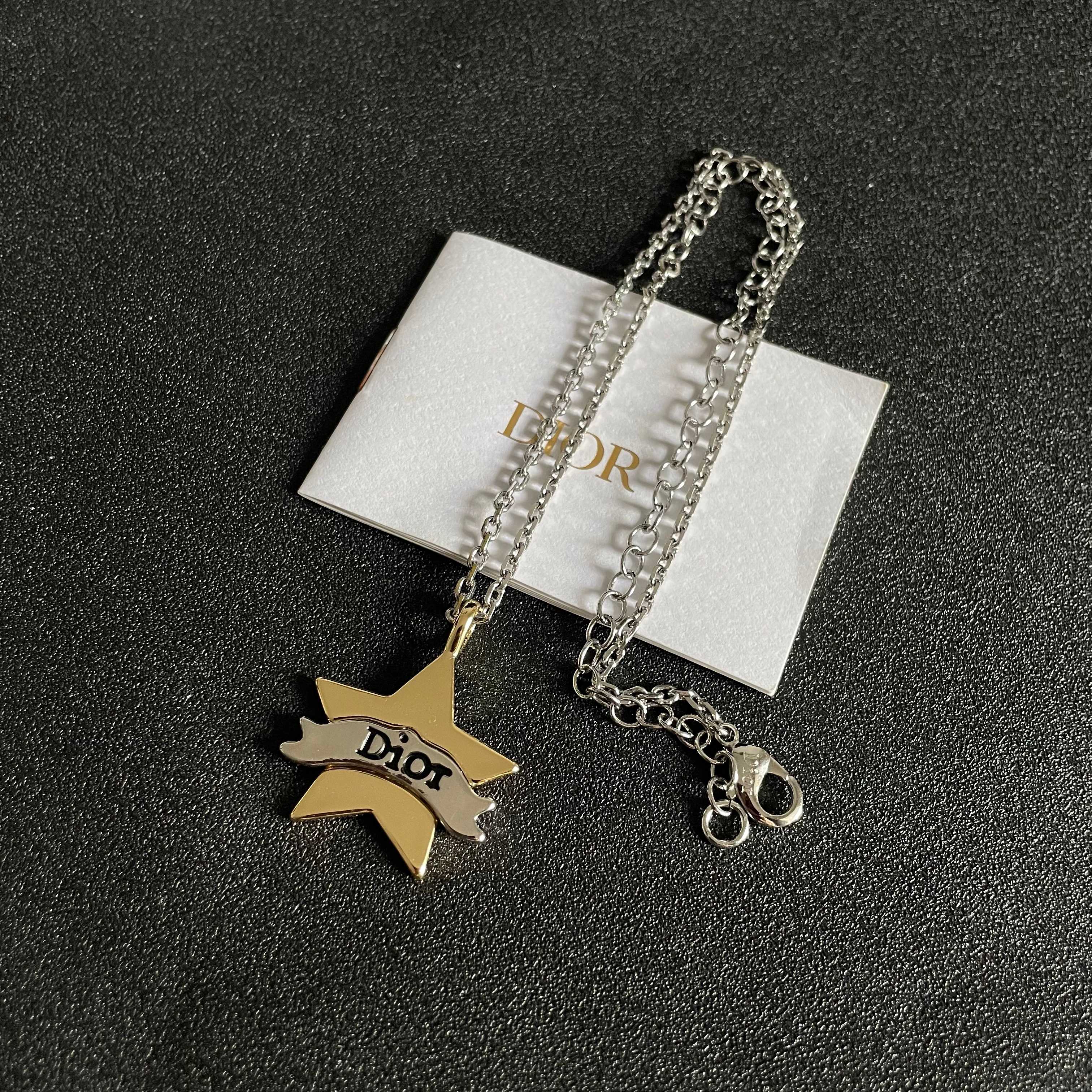 👑Dior 迪奥  中古 项链 专柜一致上新 精选原版一致 黄铜材质 甜美气质高雅.