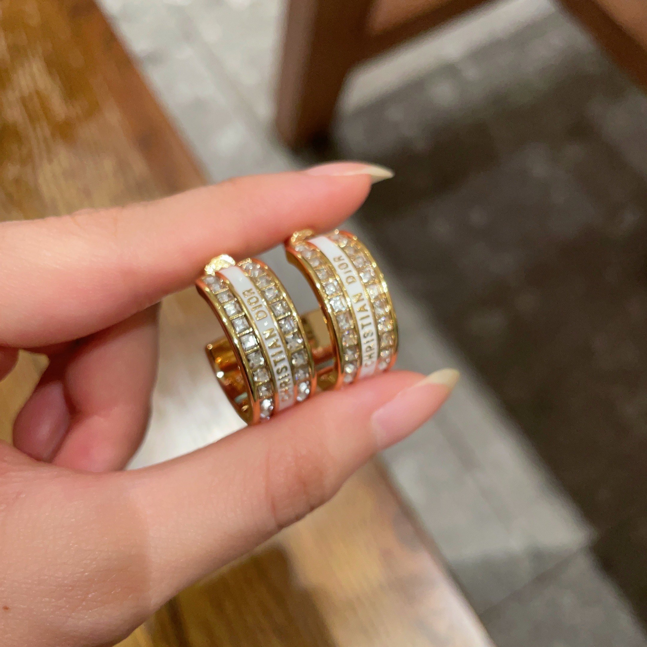 👑Dior 迪奥 中古 耳环 专柜一致上新 精选原版一致 黄铜材质 甜美气质高