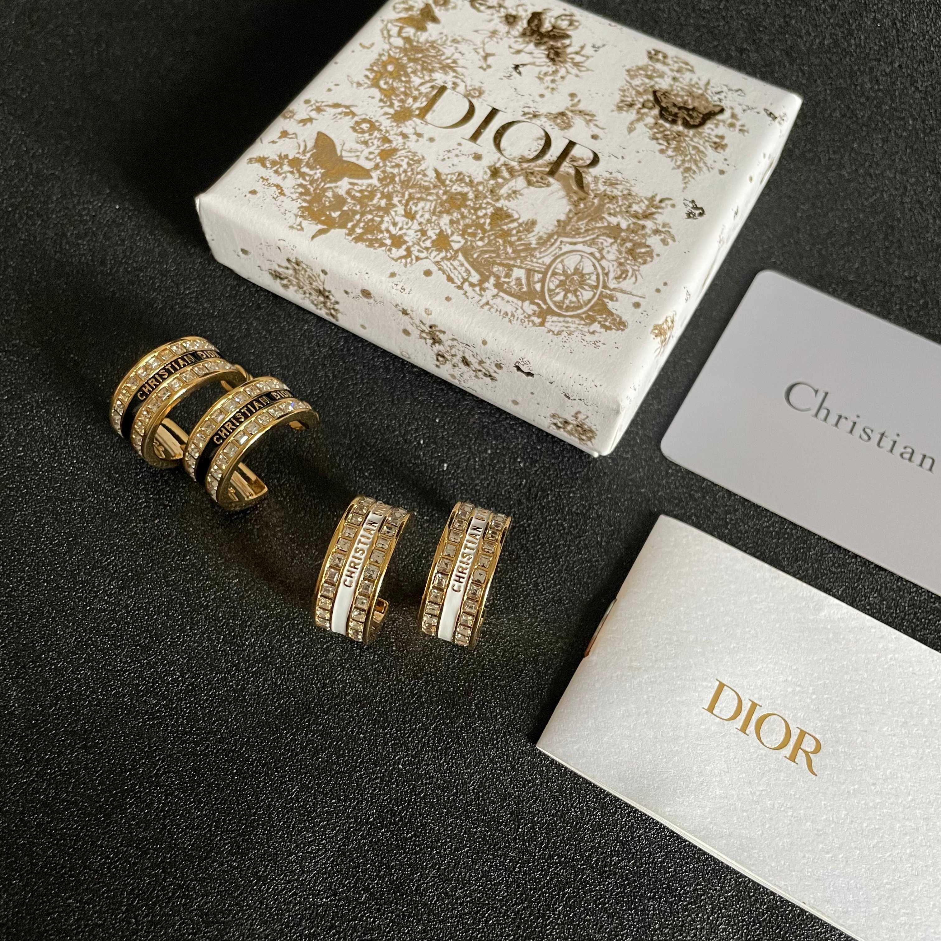 👑Dior 迪奥 中古 耳环 专柜一致上新 精选原版一致 黄铜材质 甜美气质高