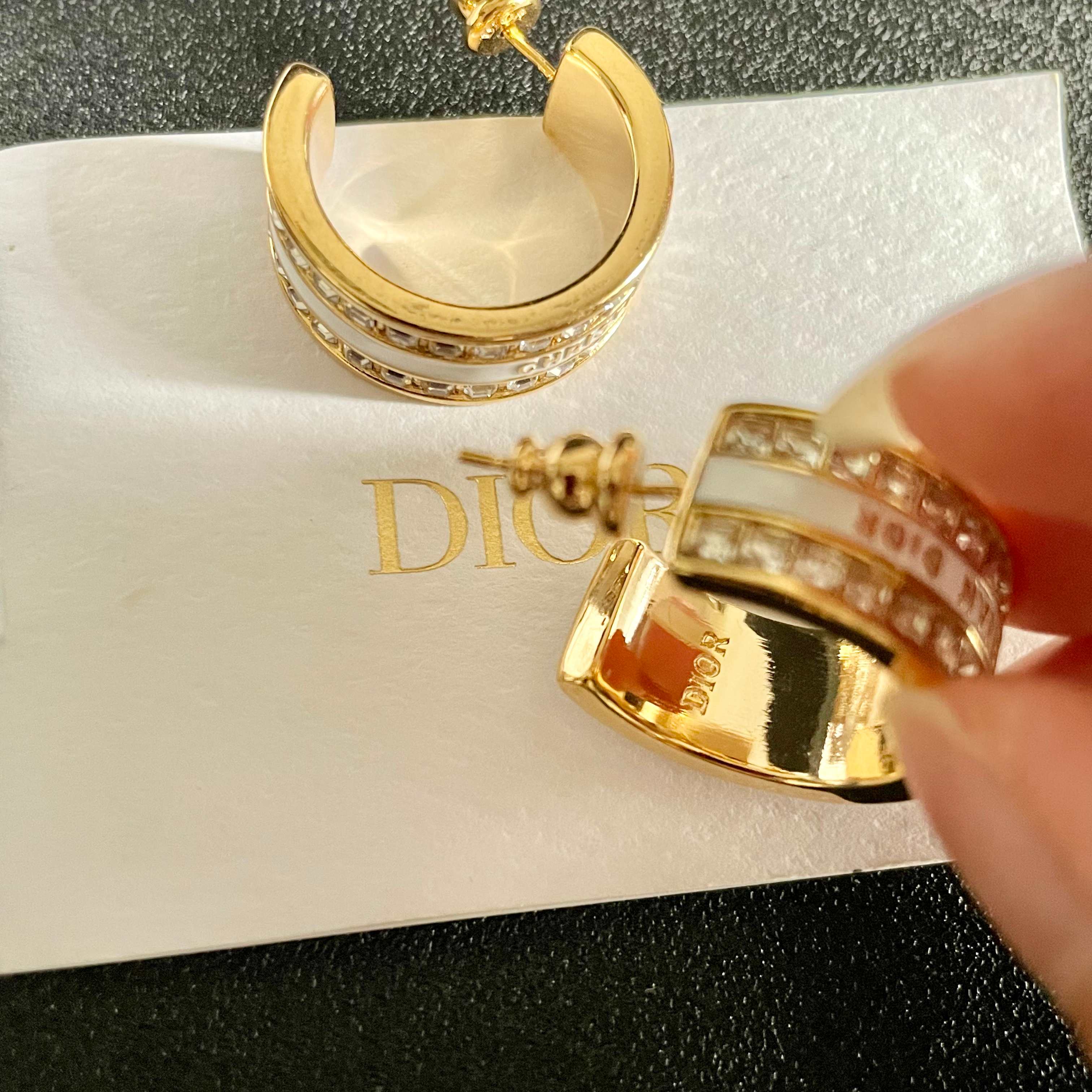 👑Dior 迪奥 中古 耳环 专柜一致上新 精选原版一致 黄铜材质 甜美气质高