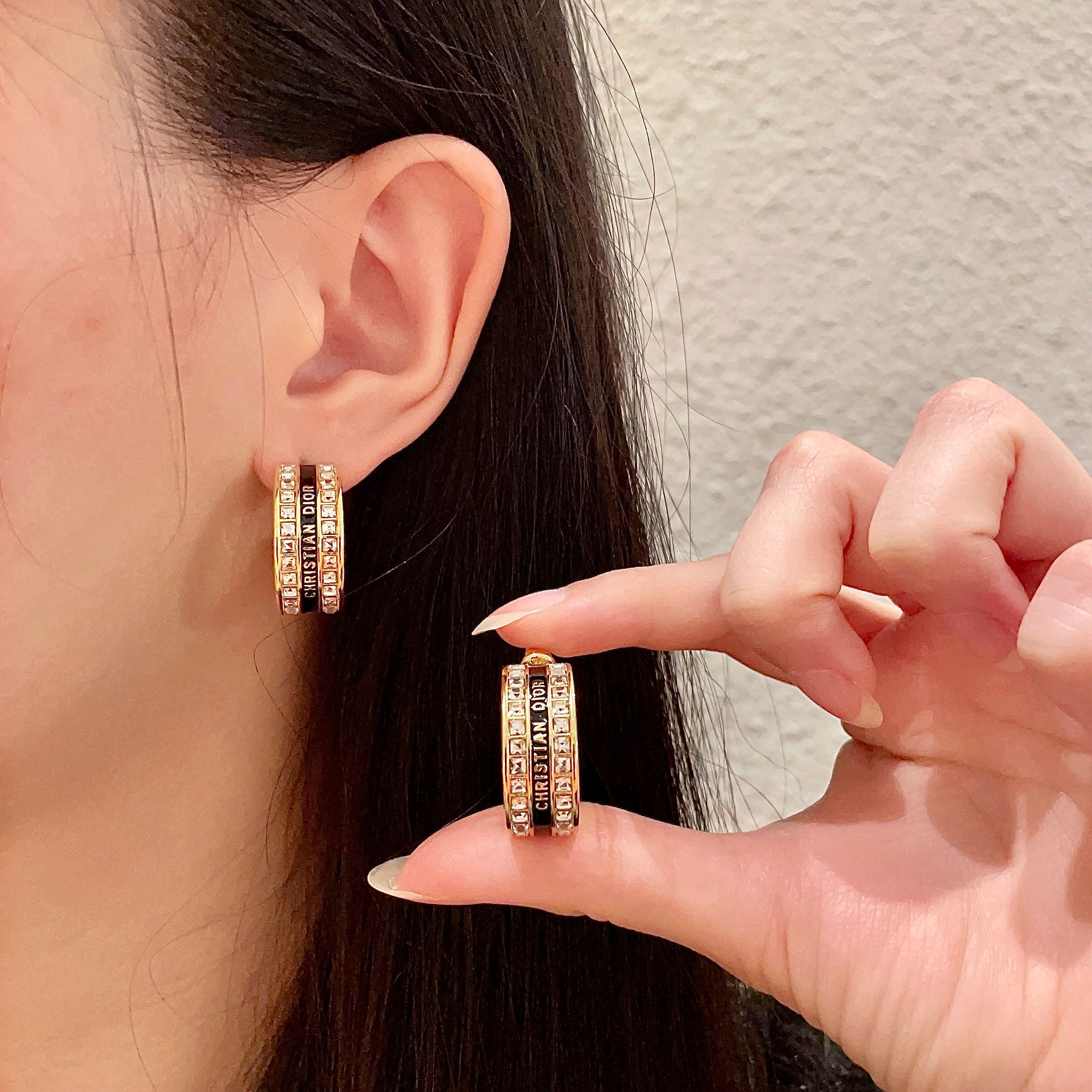 👑Dior 迪奥 中古 耳环 专柜一致上新 精选原版一致 黄铜材质 甜美气质高