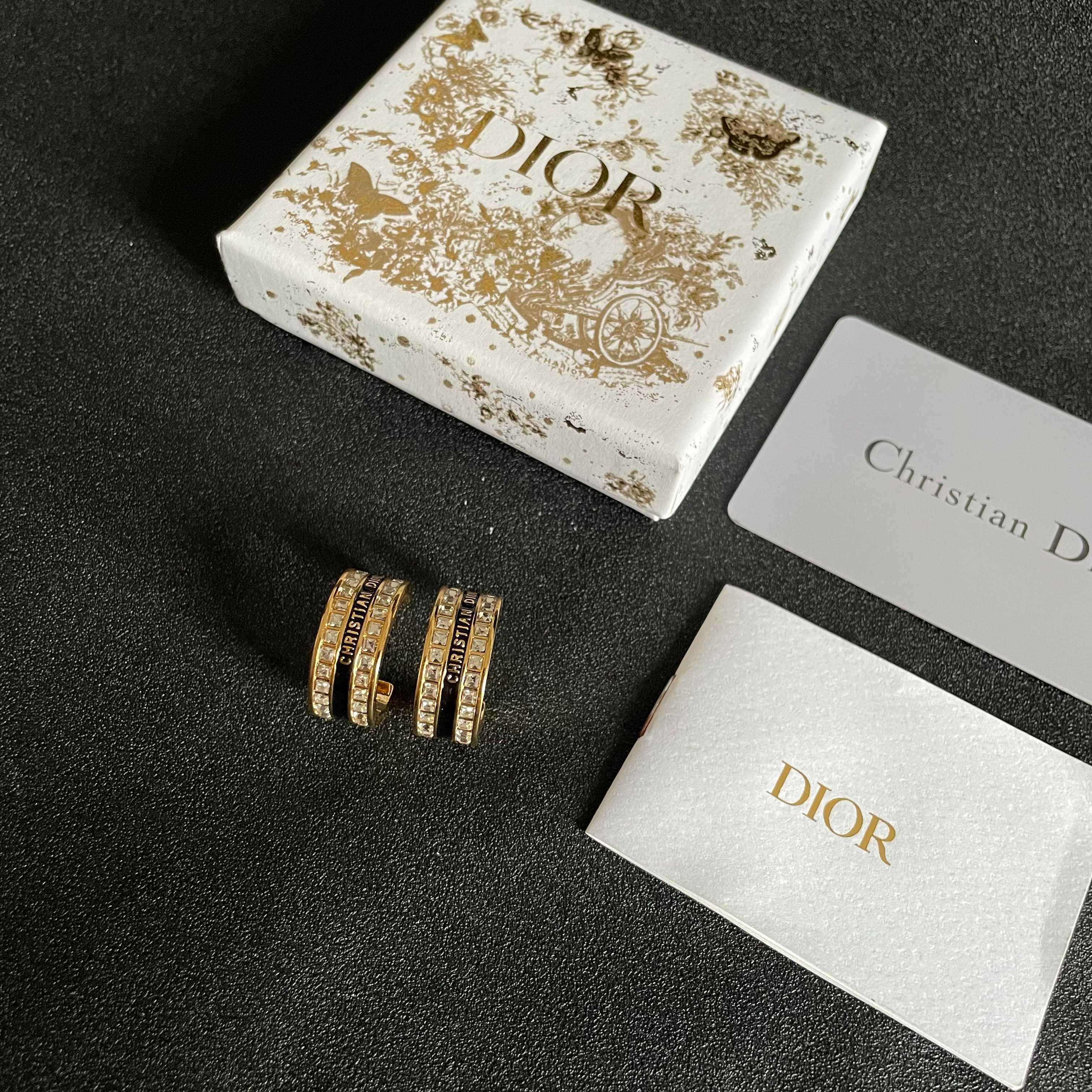 👑Dior 迪奥 中古 耳环 专柜一致上新 精选原版一致 黄铜材质 甜美气质高