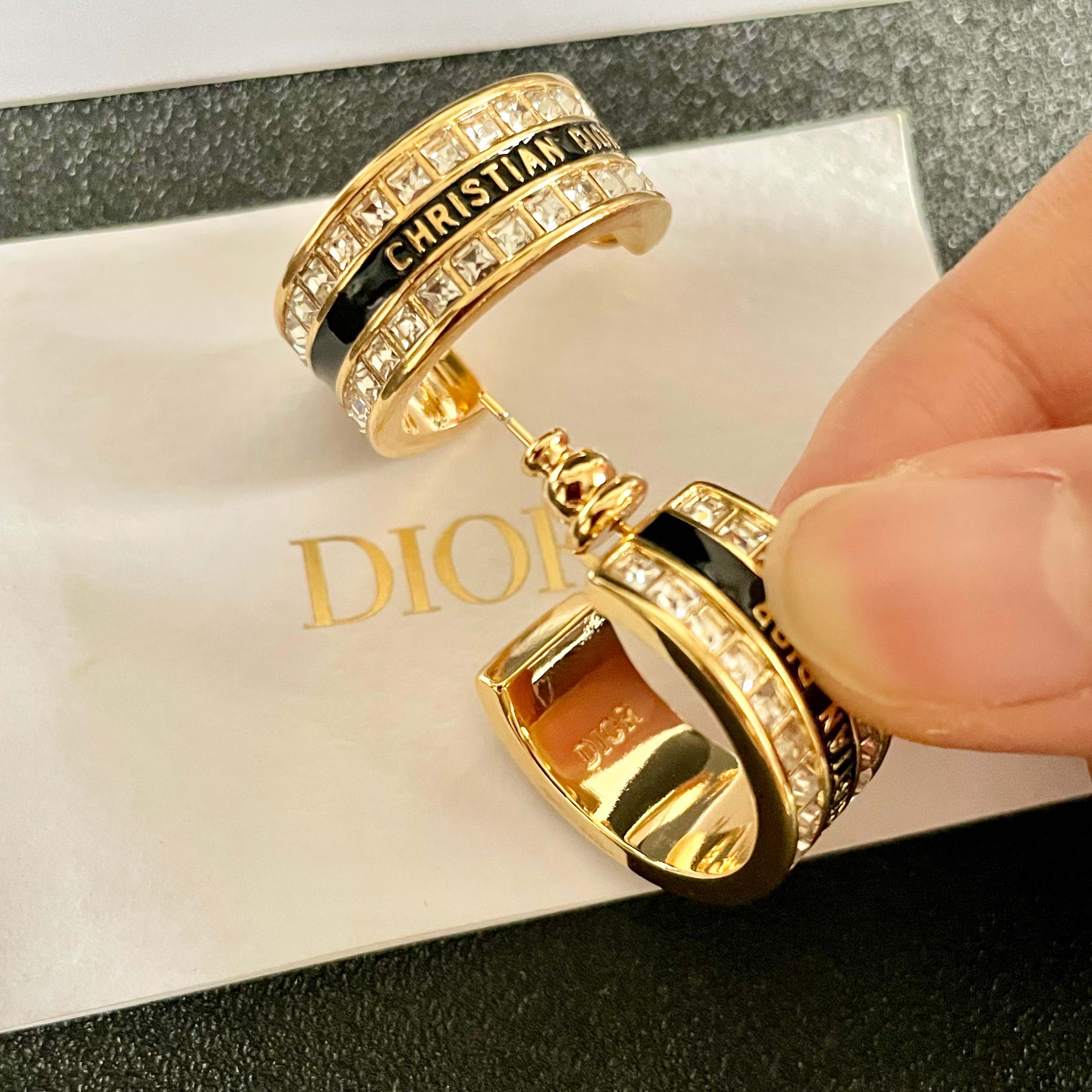 👑Dior 迪奥 中古 耳环 专柜一致上新 精选原版一致 黄铜材质 甜美气质高