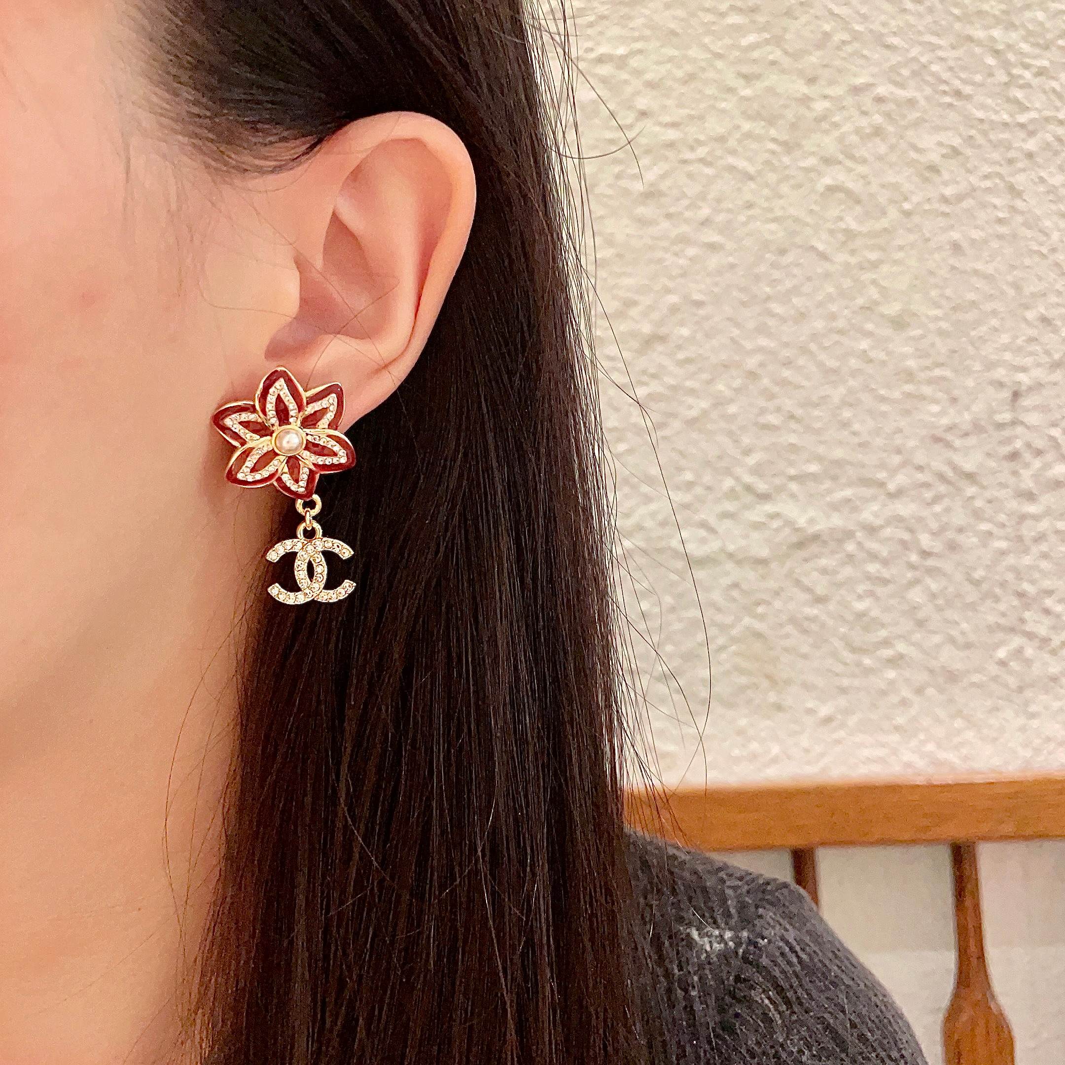  Chanel香奈儿 中古 耳钉👀小香家的款式真心无需多介绍😘🎶每一款都超好看，精致大方，非常显气质