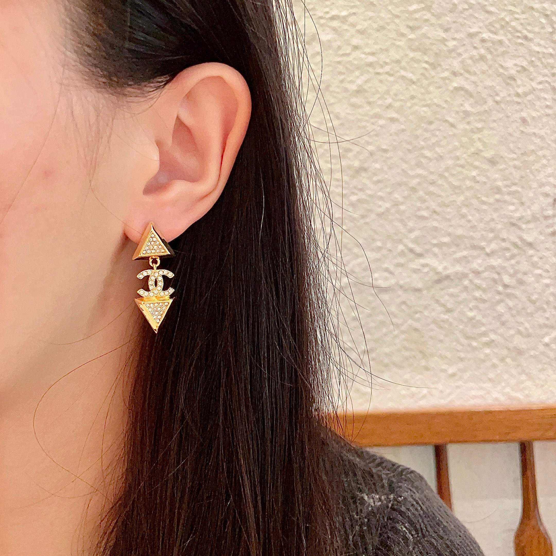  Chanel香奈儿 中古 耳钉👀小香家的款式真心无需多介绍😘🎶每一款都超好看，精致大方，非常显气质