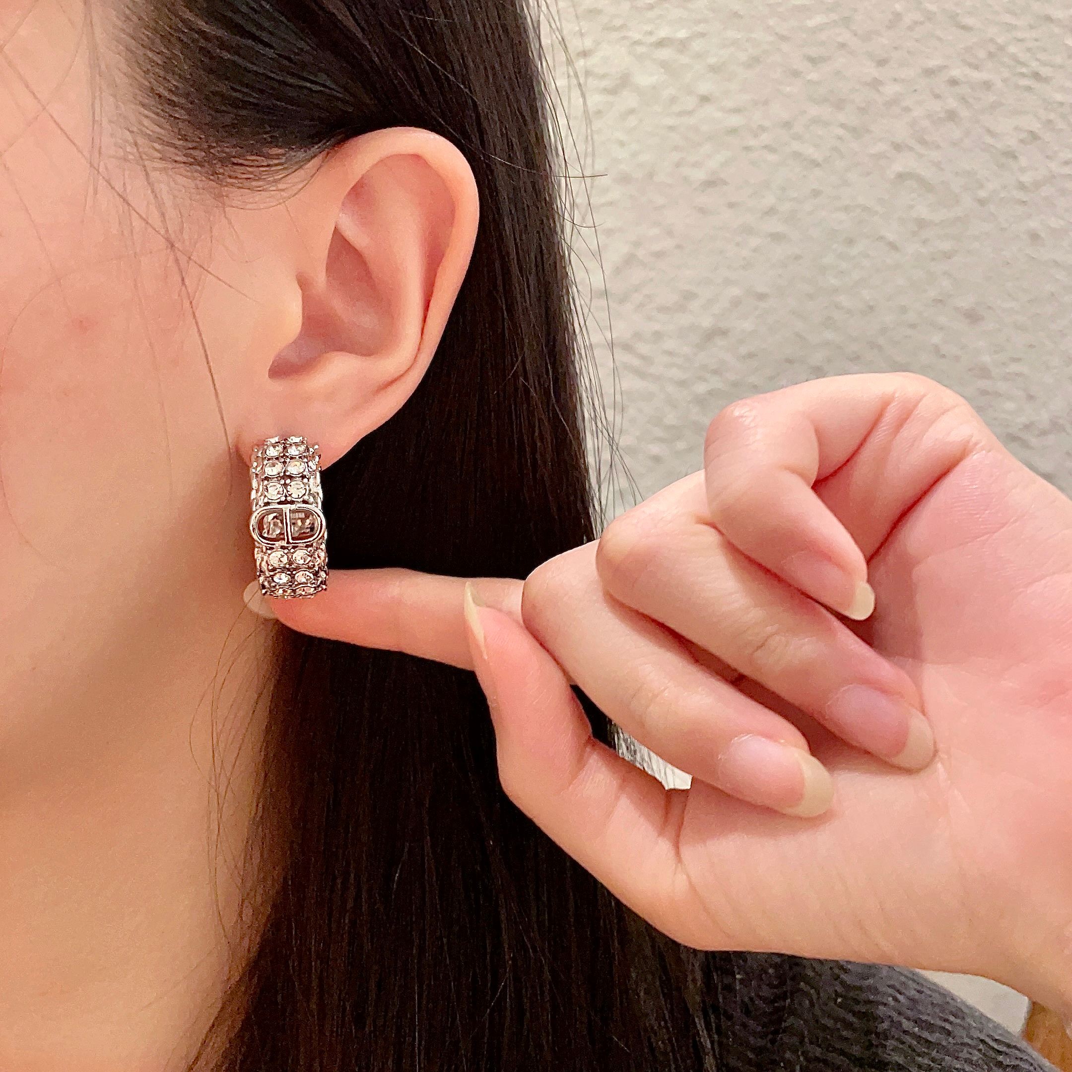 👑Dior 迪奥 中古 耳环 专柜一致上新 精选原版一致 黄铜材质 甜美气质高