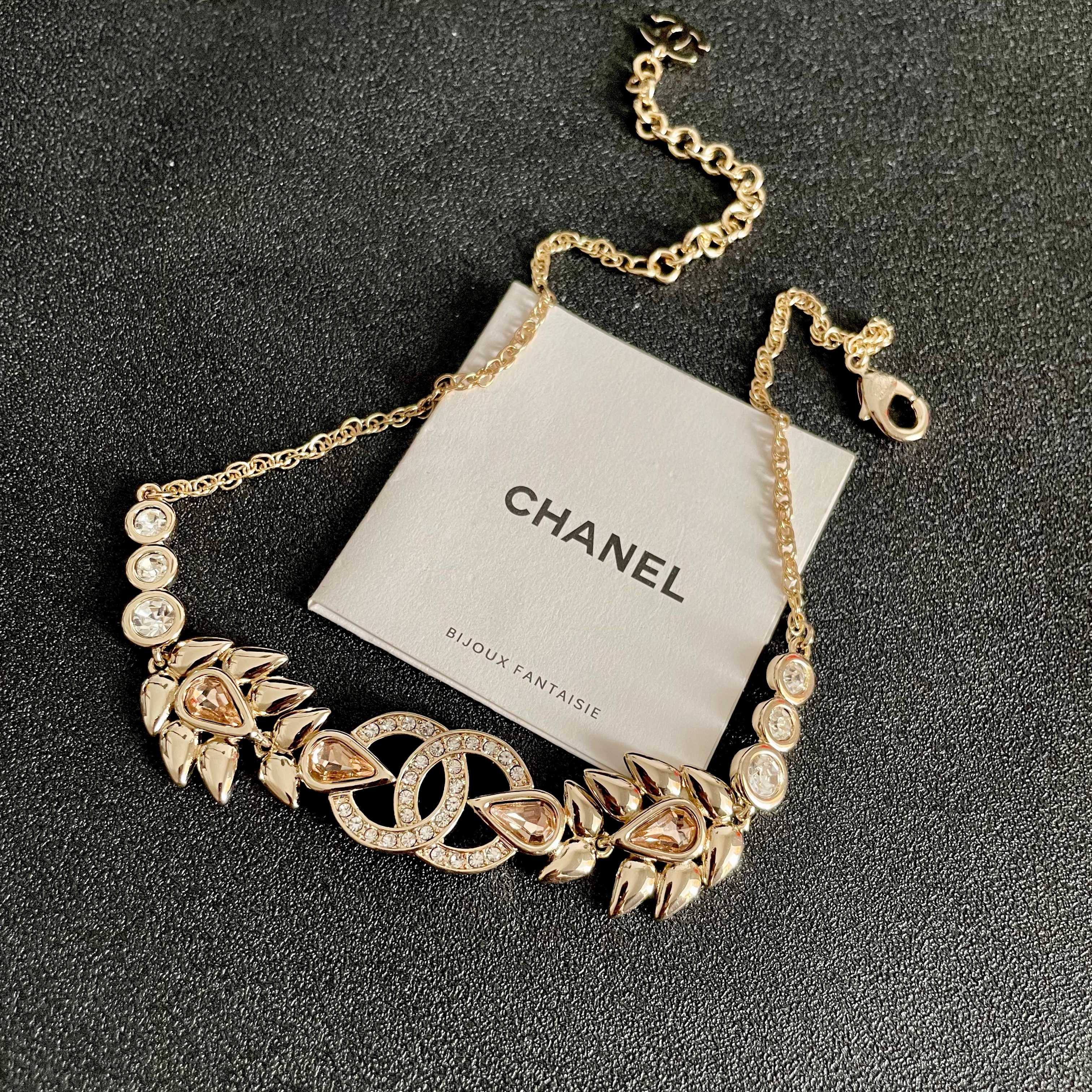  Chanel香奈儿 中古 项链👀小香家的款式真心无需多介绍😘🎶每一款都超好看，精致大方，非常显气质