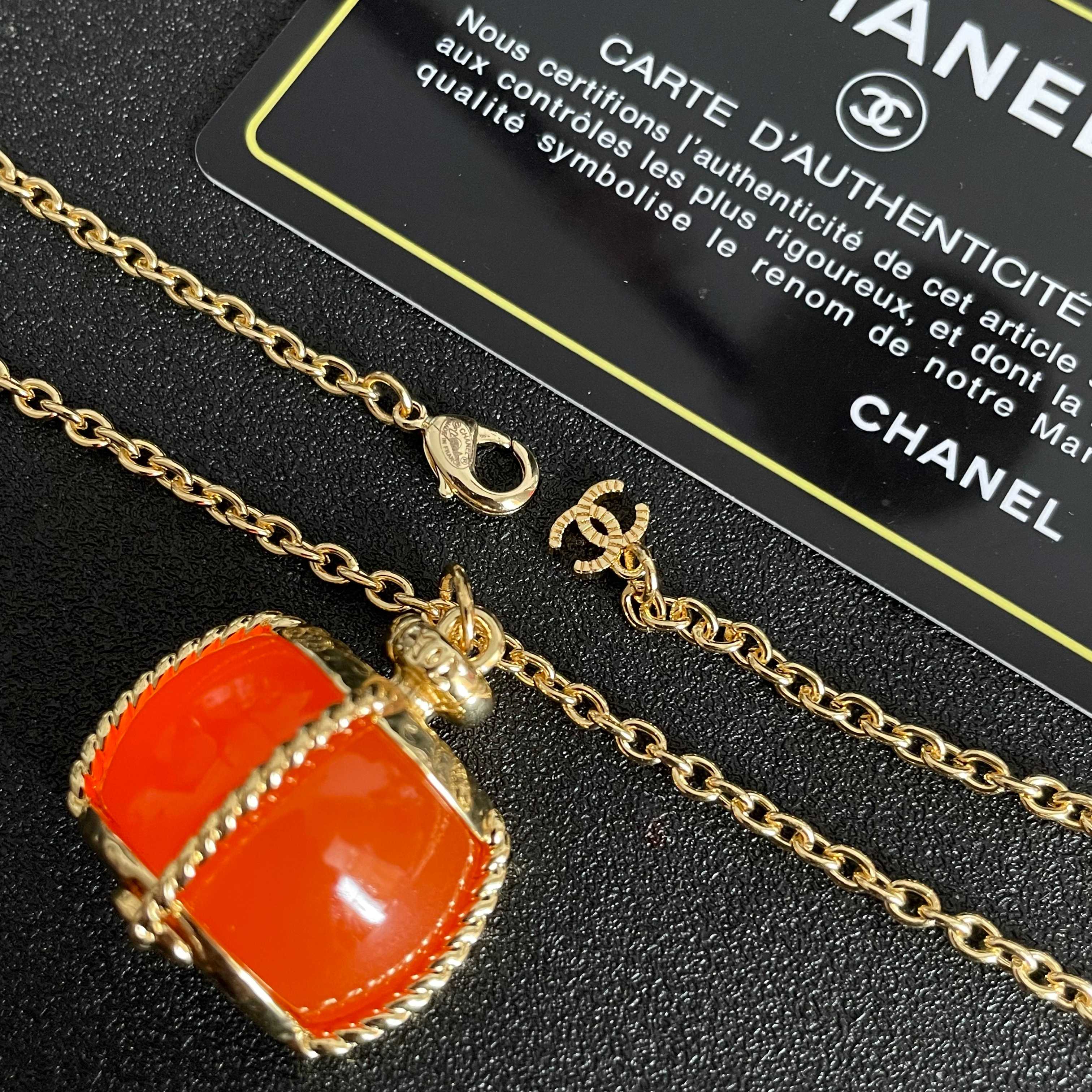  Chanel香奈儿 中古 项链👀小香家的款式真心无需多介绍😘🎶每一款都超好看，精致大方，非常显气质