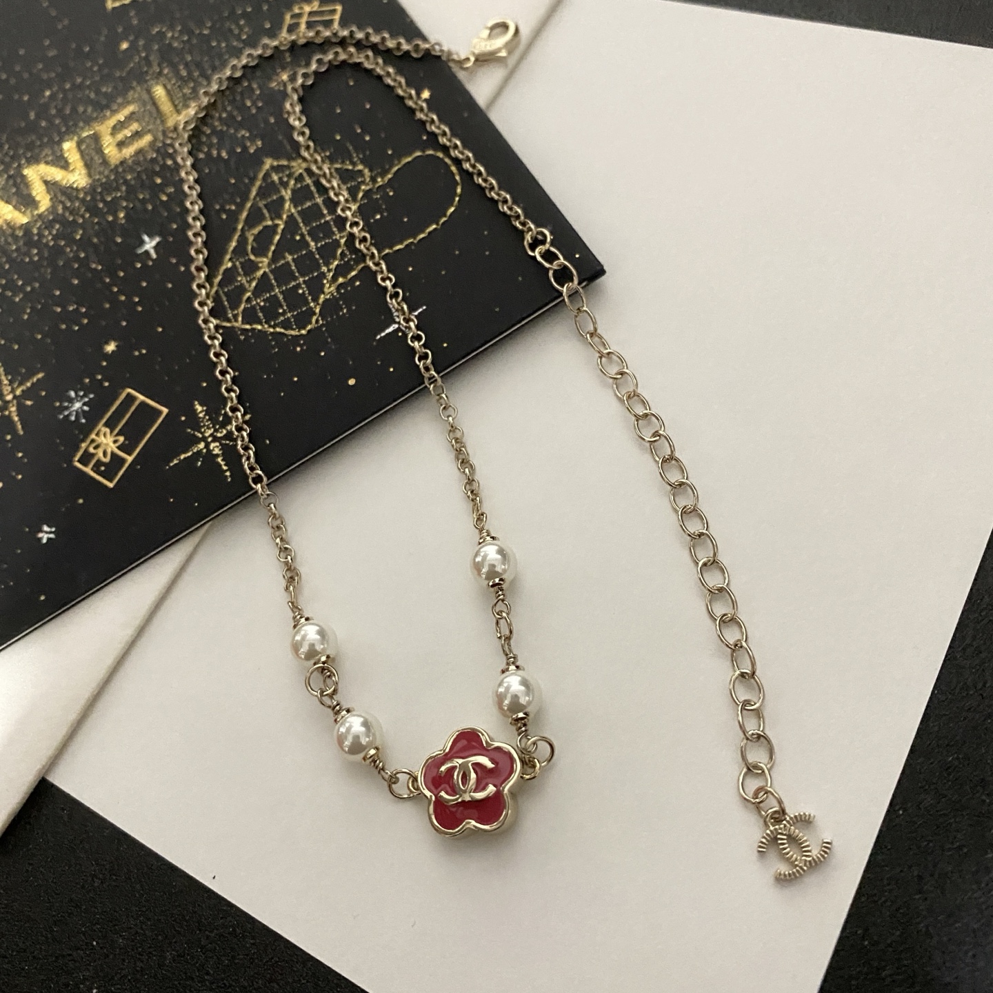  Chanel香奈儿 中古 字母 项链👀小香家的款式真心无需多介绍😘🎶每一款都超好看，精致大方，非常显气