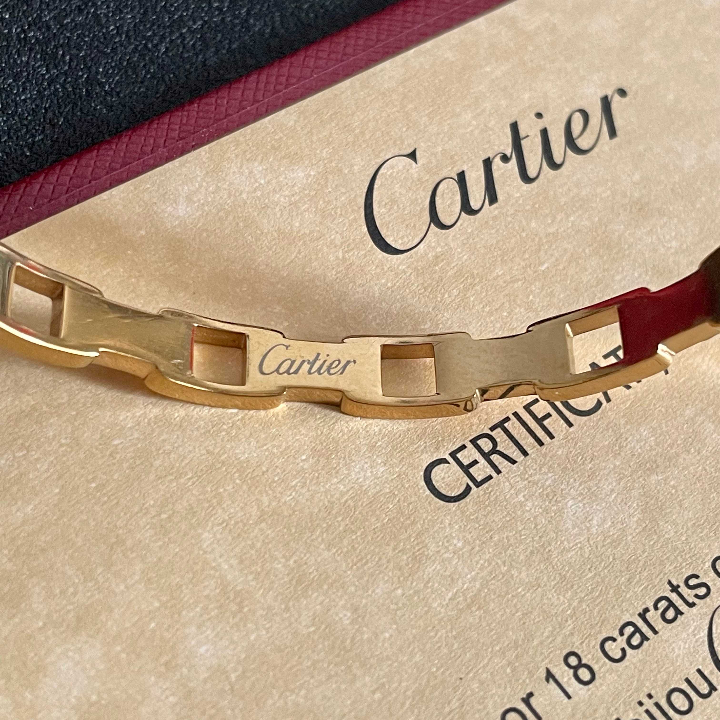 👑只有银色 Cartier 卡地亚官网最新发布 👉🏻火爆窄版细款手镯💥进口精工保色18k💯高端定制👈🏻🙈