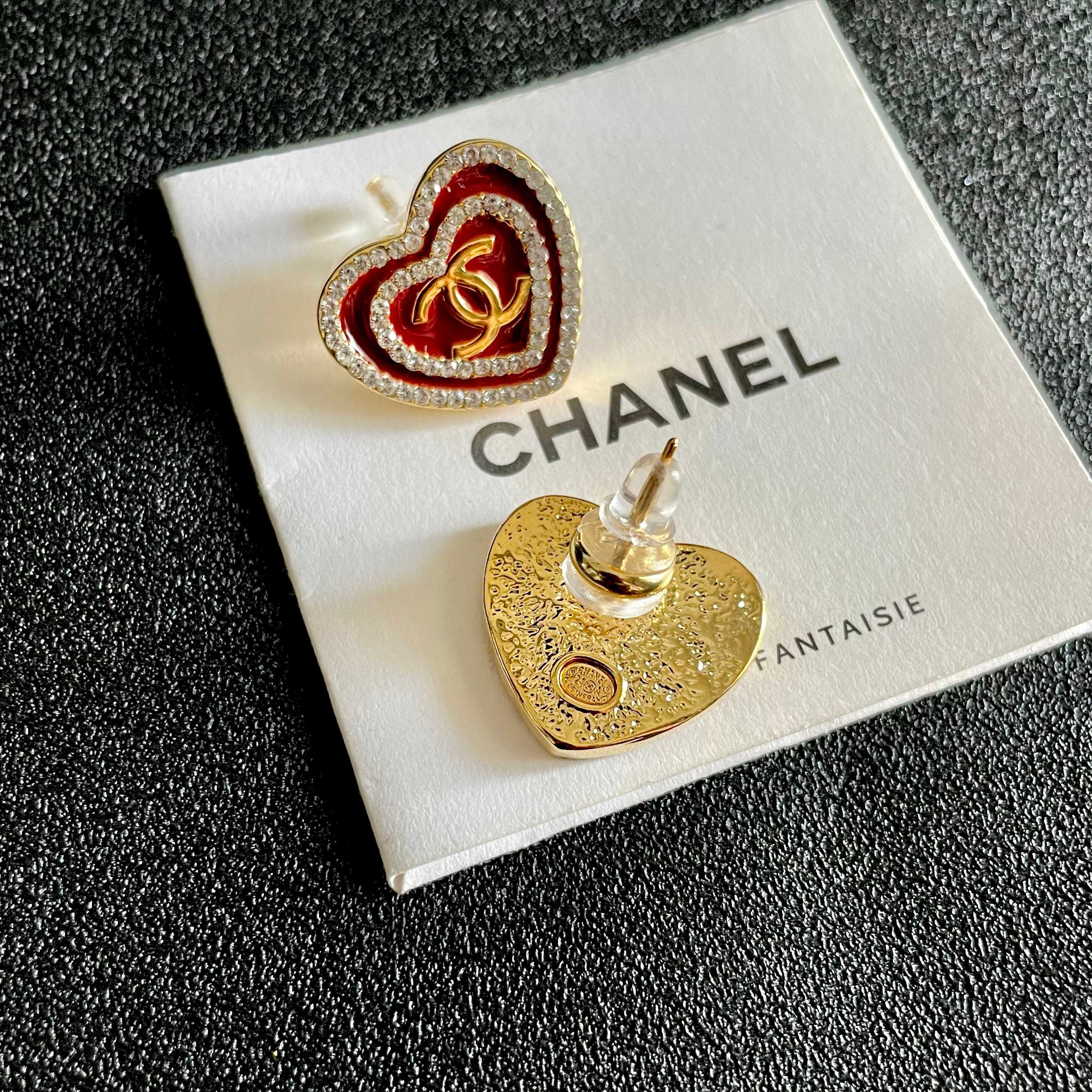 Chanel香奈儿 中古 双C耳钉👀原版复刻logo 小香家的款式真心无需多介绍😘🎶每一款都超好看，精