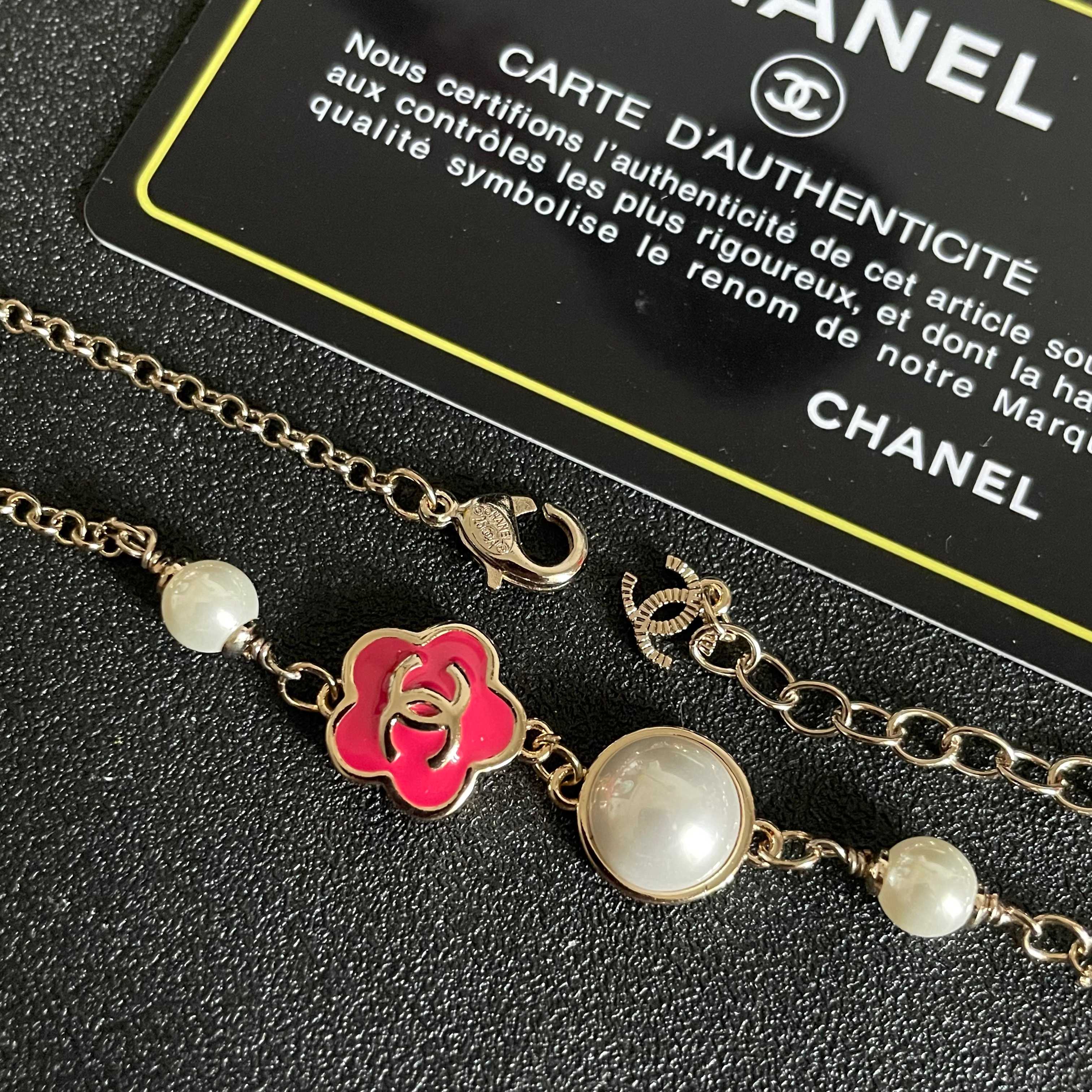  Chanel香奈儿 中古 字母毛衣链 项链👀小香家的款式真心无需多介绍😘🎶每一款都超好看，精致大方，非
