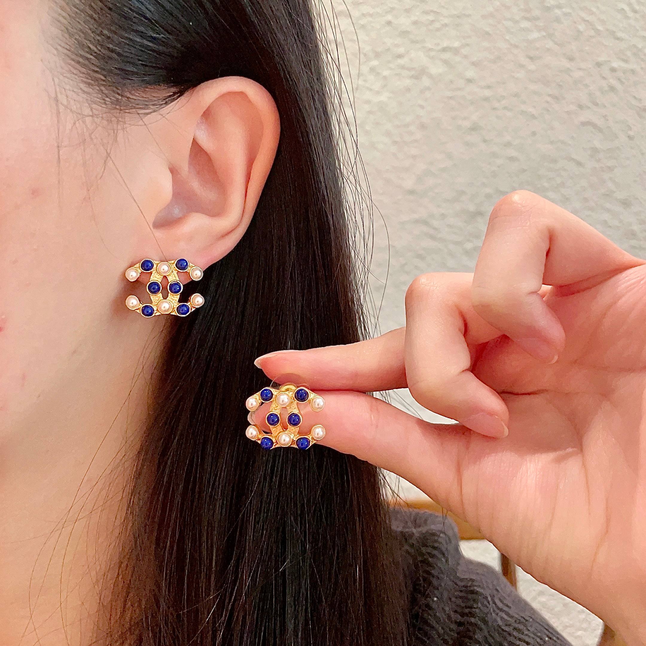  Chanel香奈儿 中古 耳钉👀小香家的款式真心无需多介绍😘🎶每一款都超好看，精致大方，非常显气质.