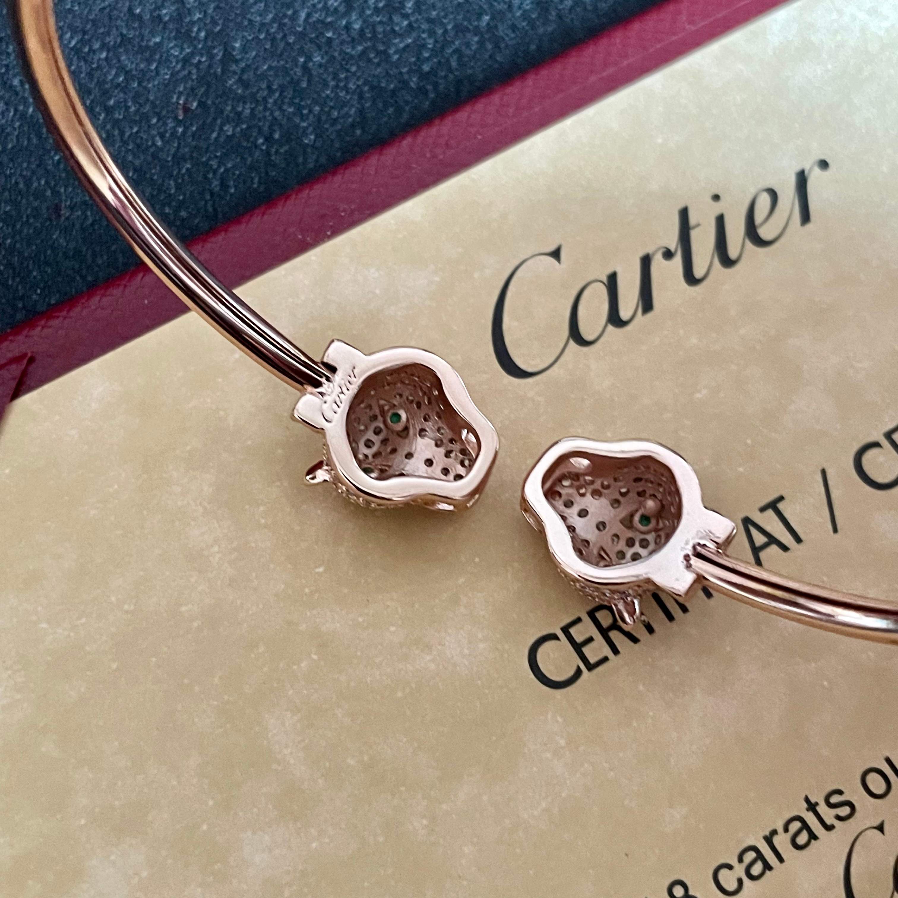 “Cartier’s Latest 18k Cheetah Fire Necklace: High-End Custom Design” - 图片 7
