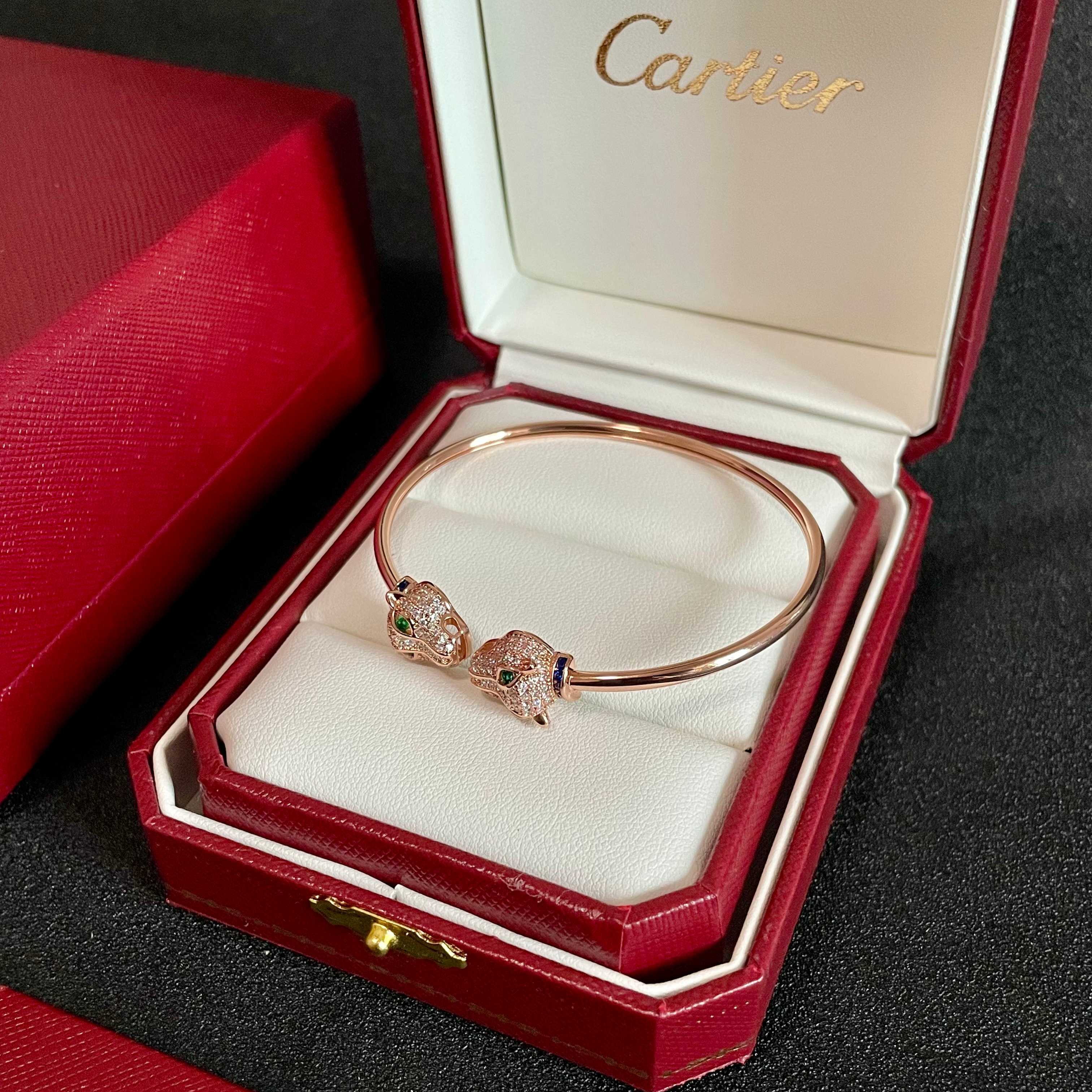 “Cartier’s Latest 18k Cheetah Fire Necklace: High-End Custom Design” - 图片 8