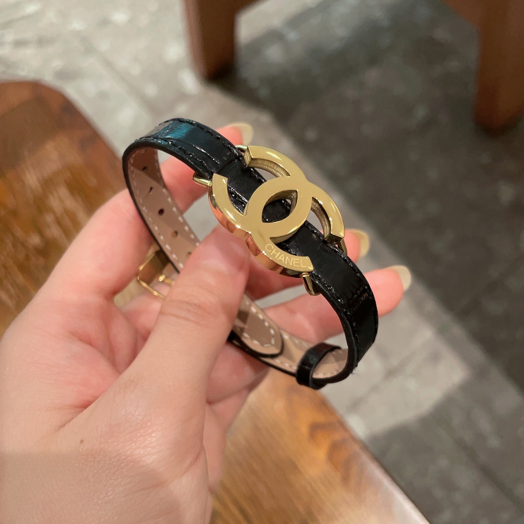 新品😍 小香风Chanel2025新款 原单货皮革手镯🔹🔹 🔹专柜一致材质 火爆款出货 设计独特 复古前