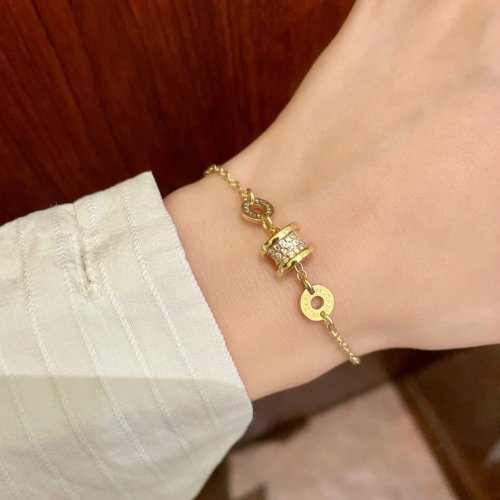 Bvlgari B.zero1 Rock Series Gold-Tone Brass Bracelet with Pavé Diamonds 1 Bvlgari B.zero1 Rock Series Gold-Tone Brass Bracelet with Pavé Diamonds