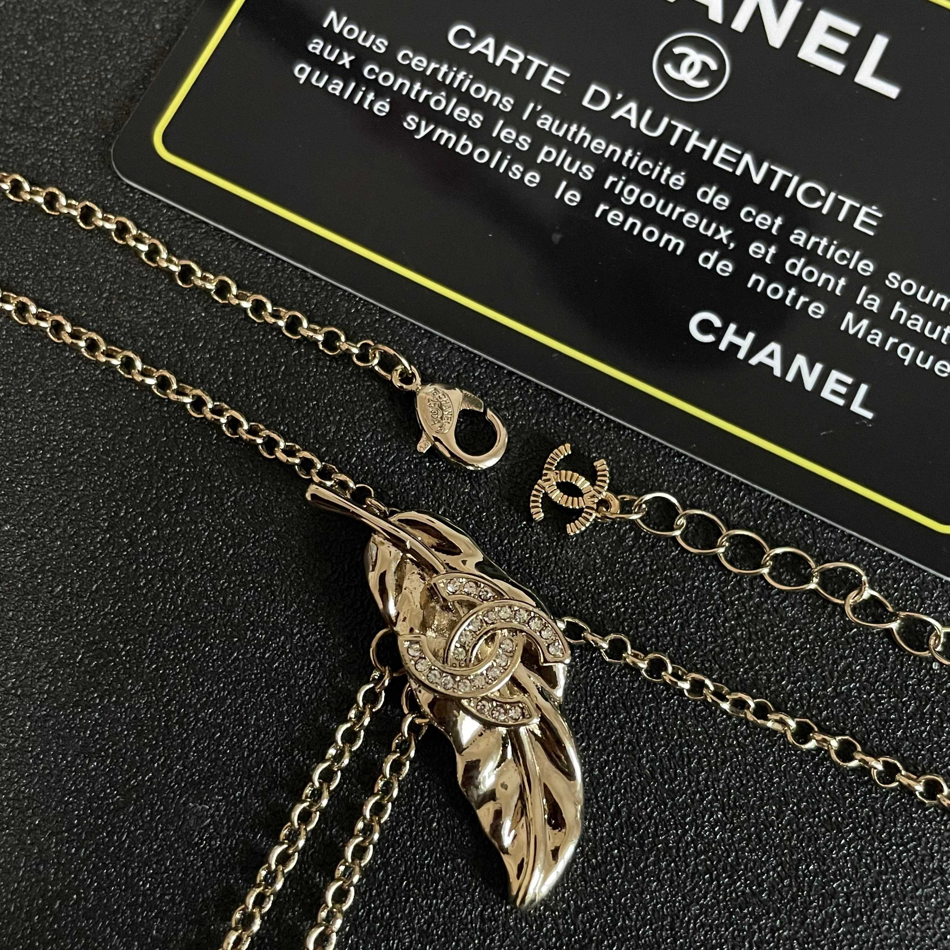 Chanel香奈儿 中古 项链👀小香家的款式真心无需多介绍😘🎶每一款都超好看，精致大方，非常显气质