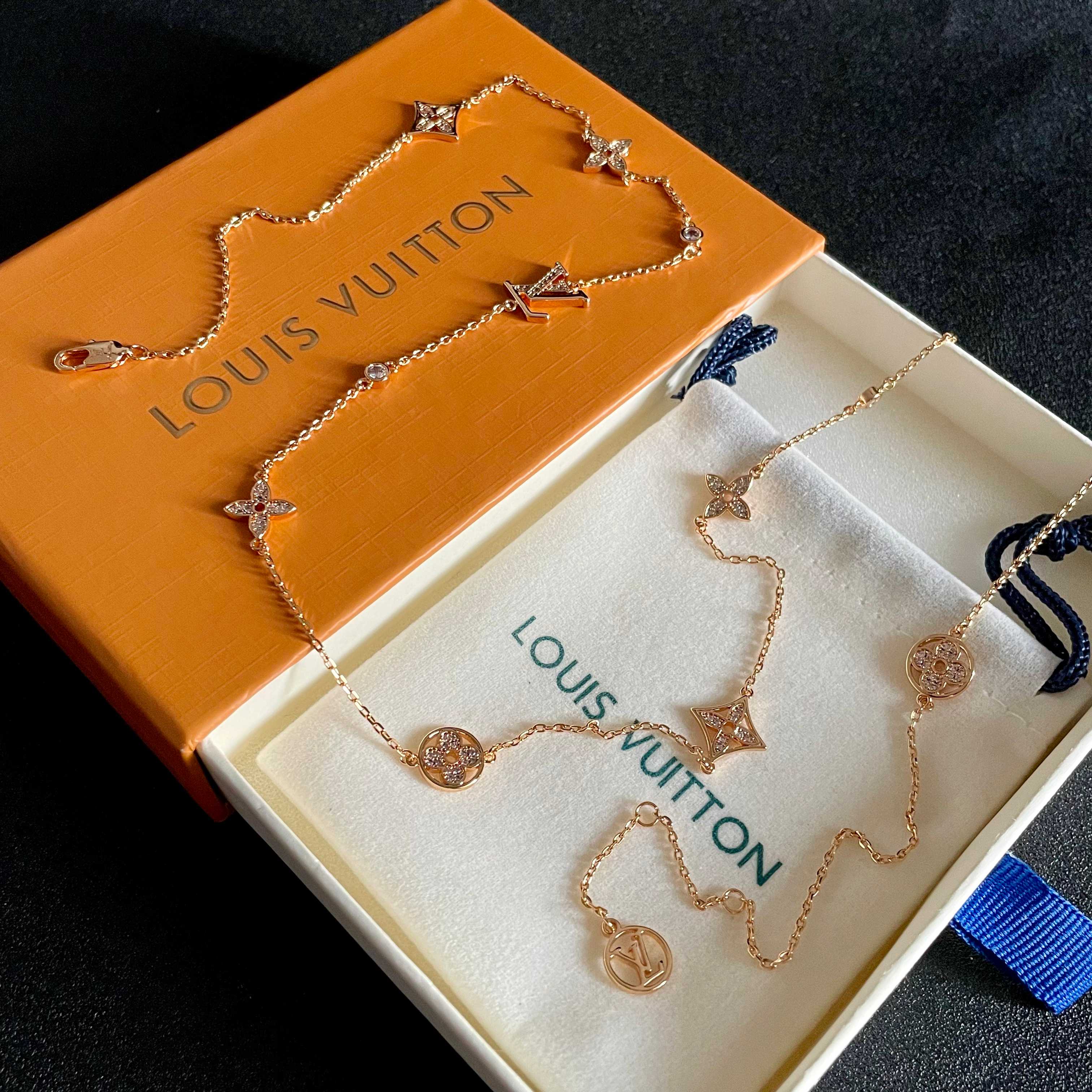 LV 项链🔹🔹Louis Vuitton 路易威登🔹专柜一致材质 火爆款出货 设计独特 复古前卫 男神、