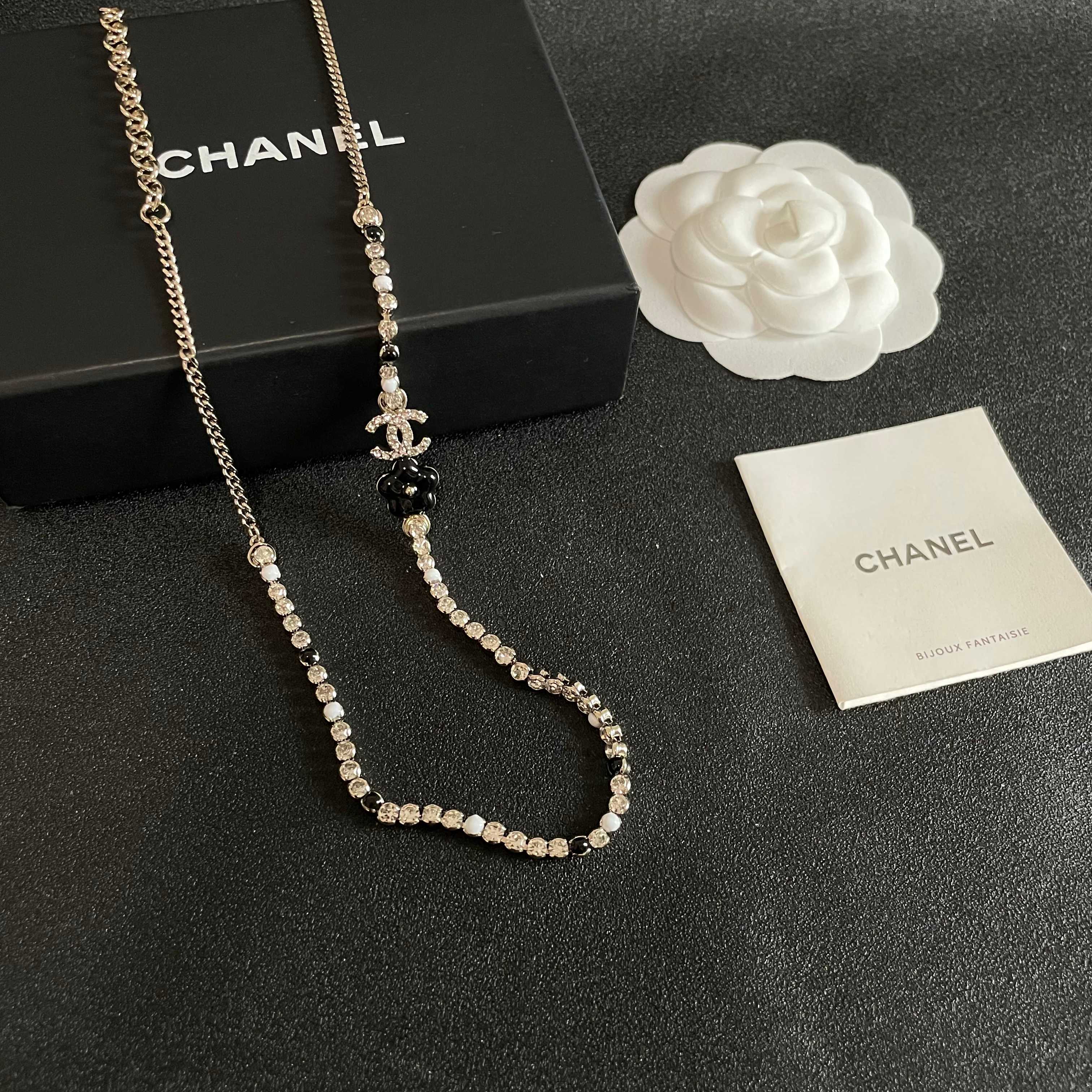 Chanel香奈儿 中古 项链👀小香家的款式真心无需多介绍😘🎶每一款都超好看，精致大方，非常显气质