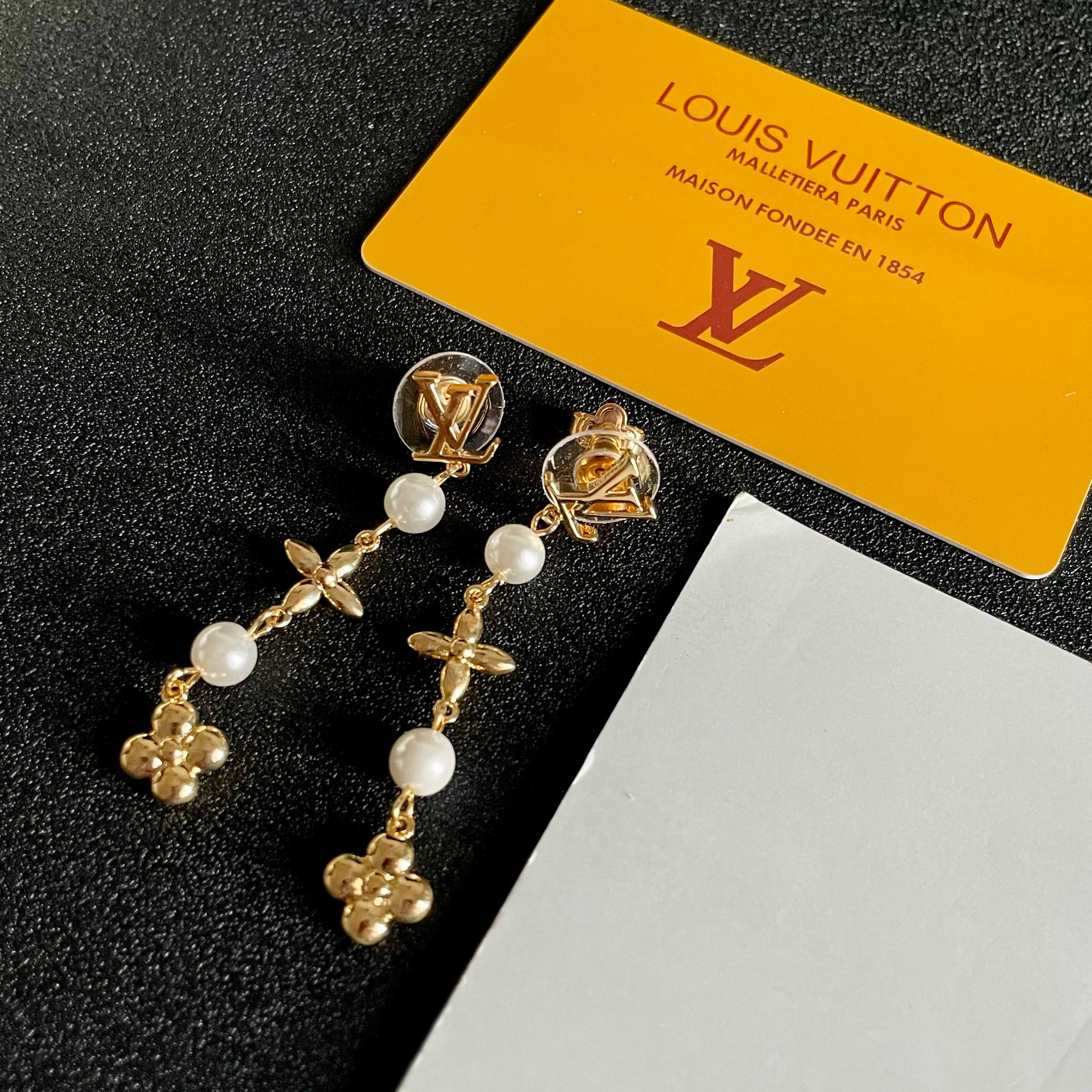 👑Lv 路易威登 2025年早春新品耳钉 经典老花耳环 超精工cnc工艺技术 上身美美哒 特别适合夏日搭