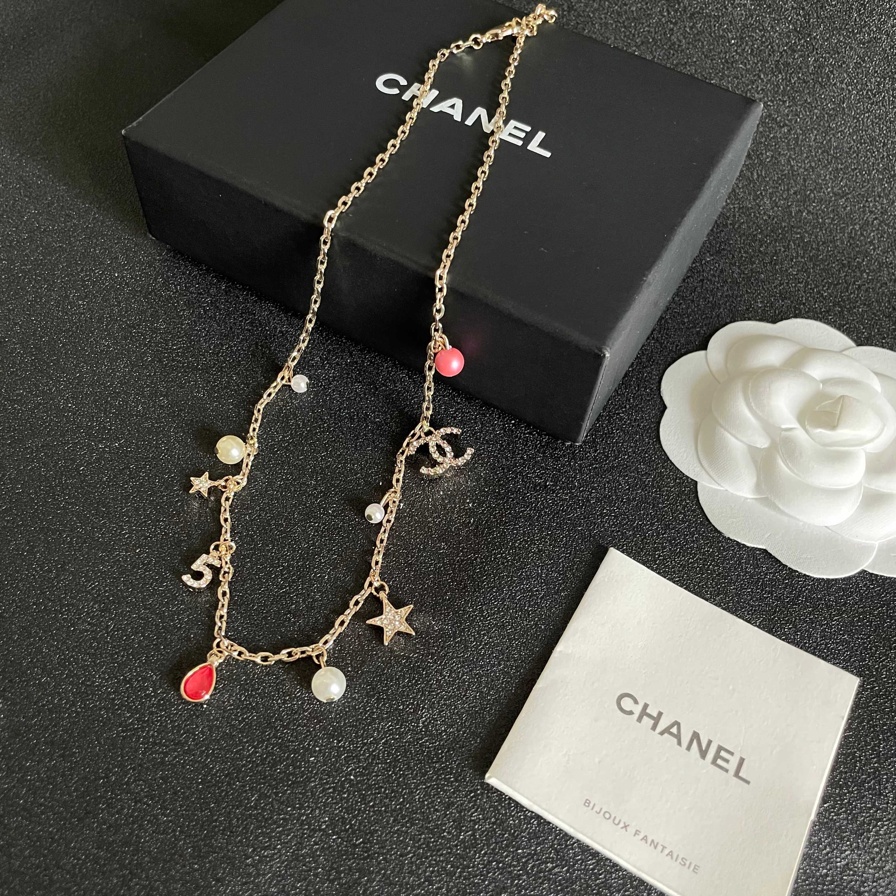 Chanel香奈儿 中古 项链👀小香家的款式真心无需多介绍😘🎶每一款都超好看，精致大方，非常显气质