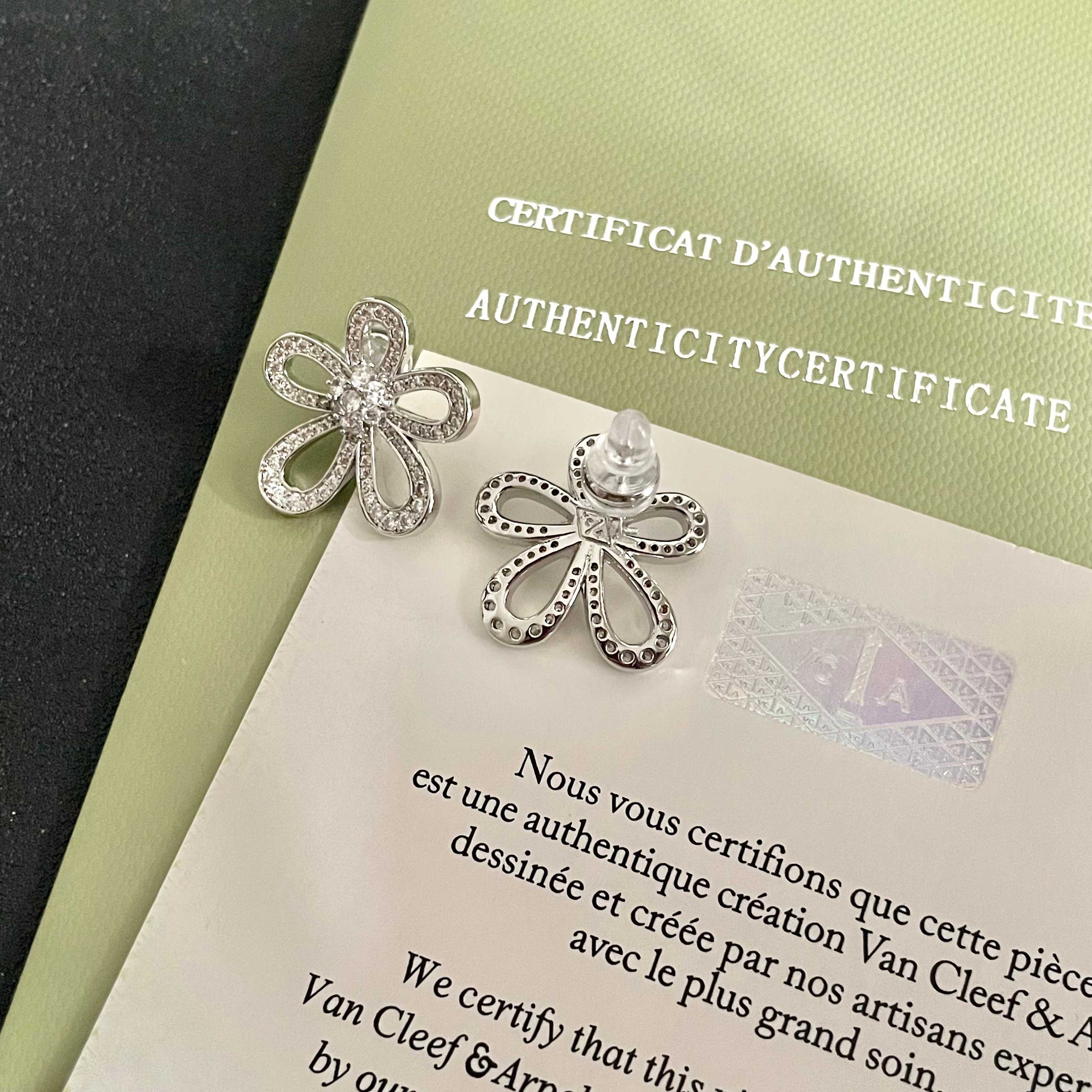 Van Cleef & Arpels Jewelry Vca blingbling — photo 7
