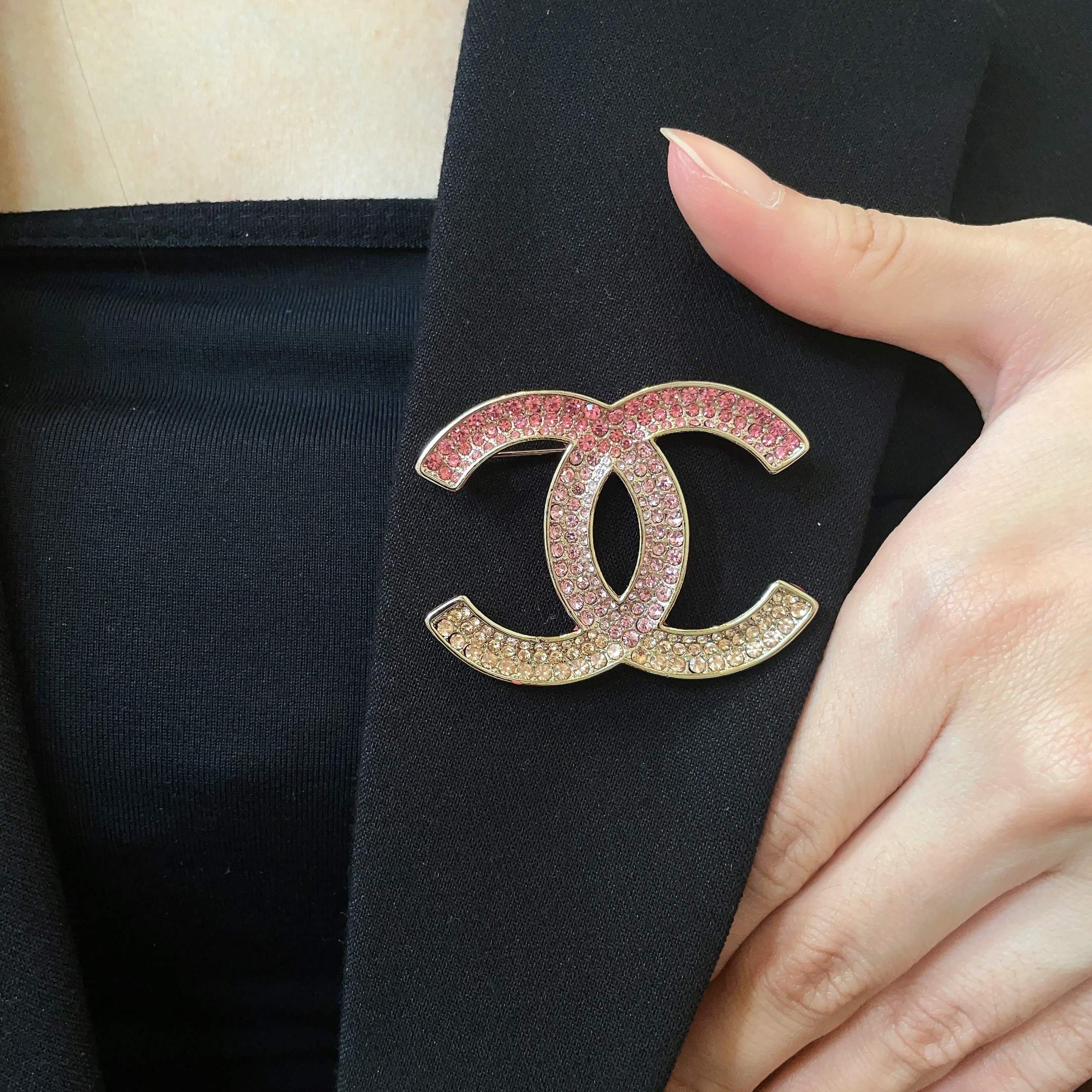 CHANEL🇫🇷 [ 👗👗👗. Novità Chanel ChanelDonna Cappello Donna Completo Cappello Cintura