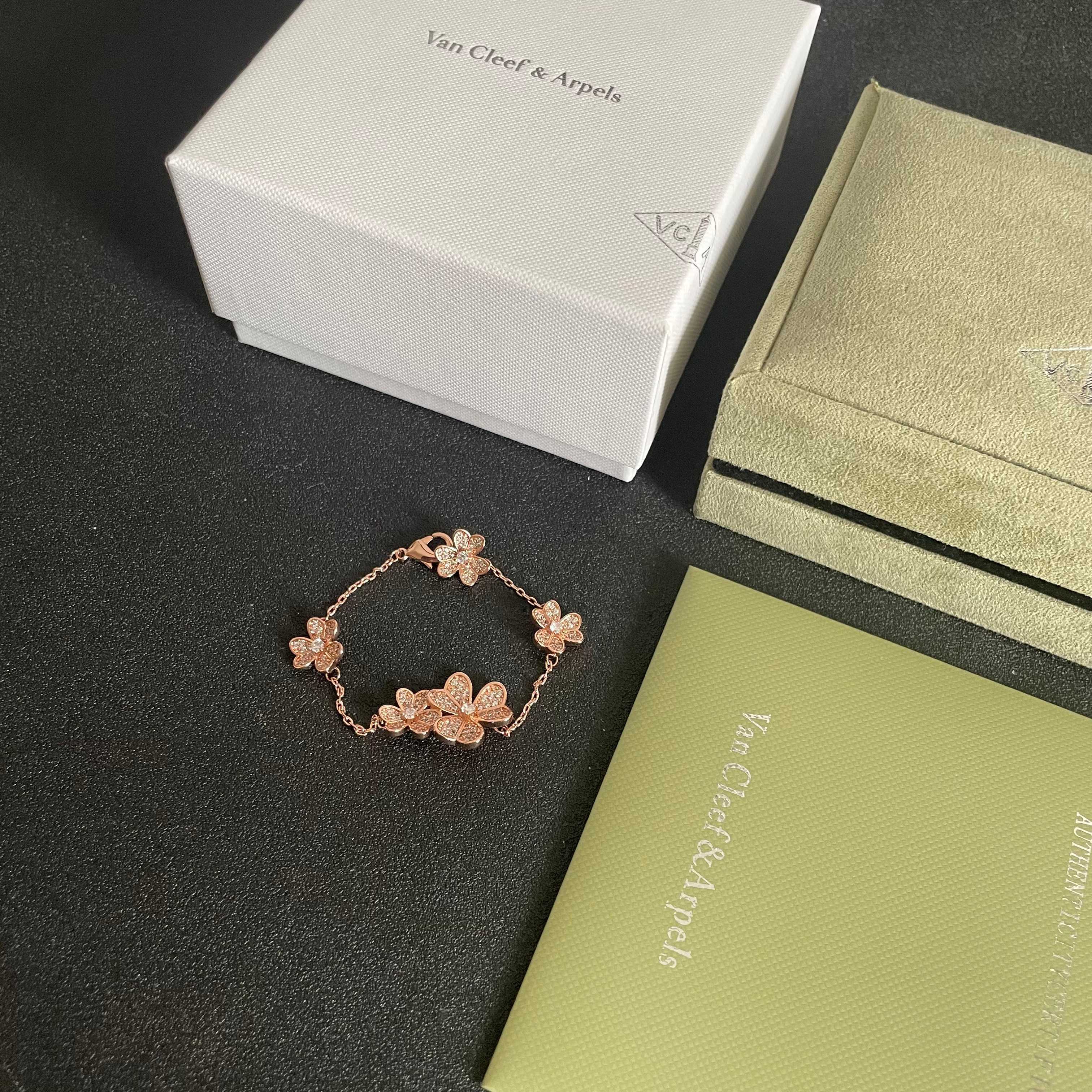 Van Cleef Arpels Frivole bracelet Rose gold clear diamond 17cm