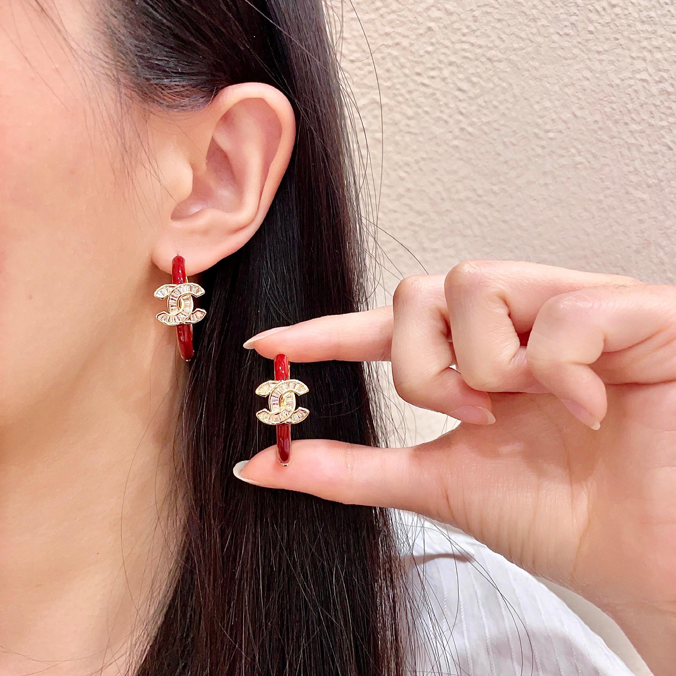 Chanel Серьги гвоздики