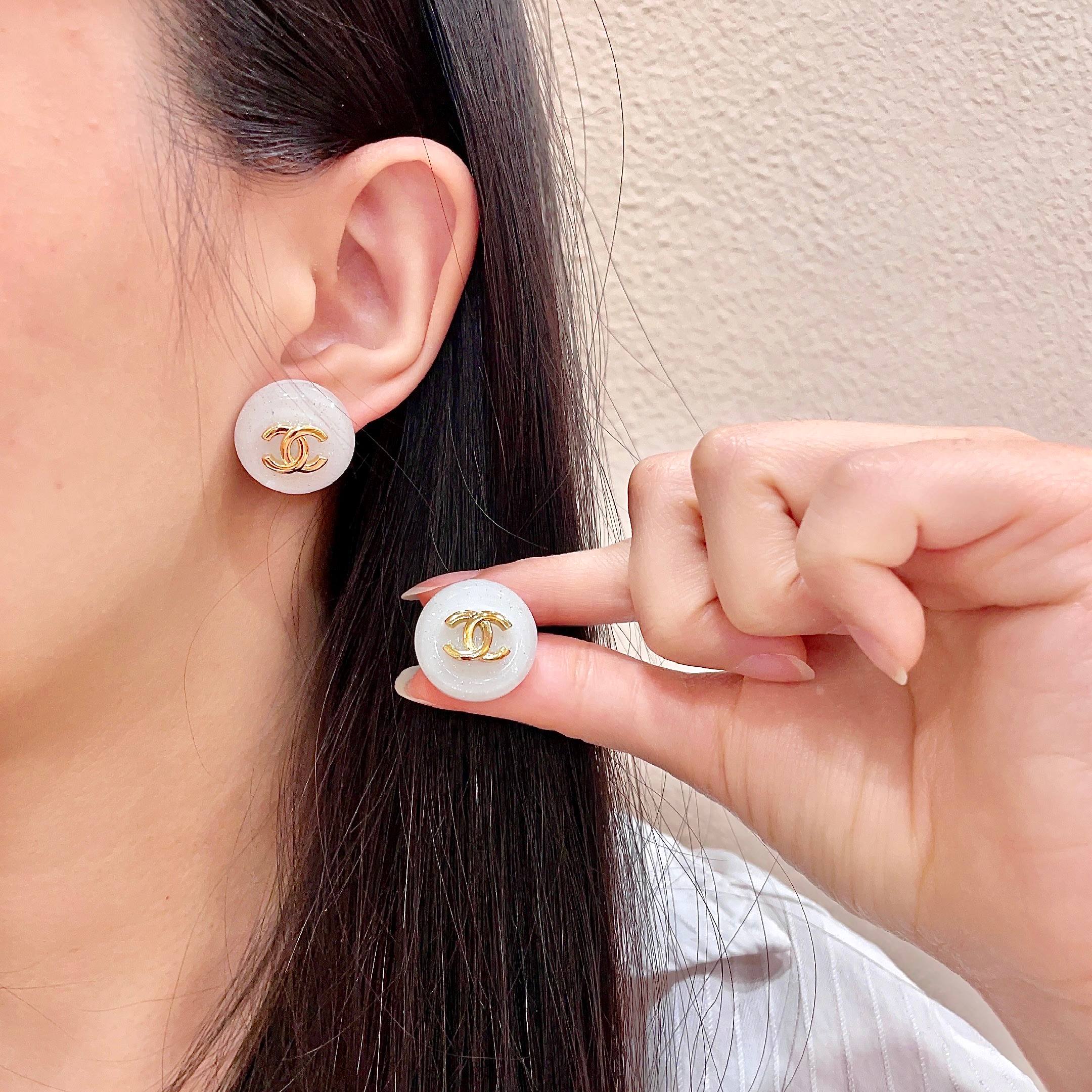 Chanel Серьги гвоздики