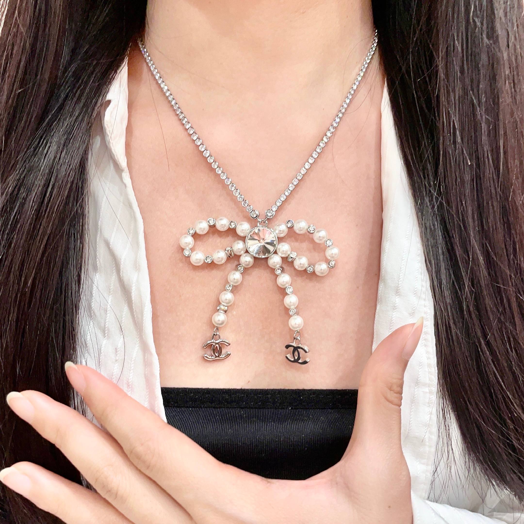 Chanel香奈儿 中古 项链👀小香家的款式真心无需多介绍😘🎶每一款都超好看，精致大方，非常显气质.