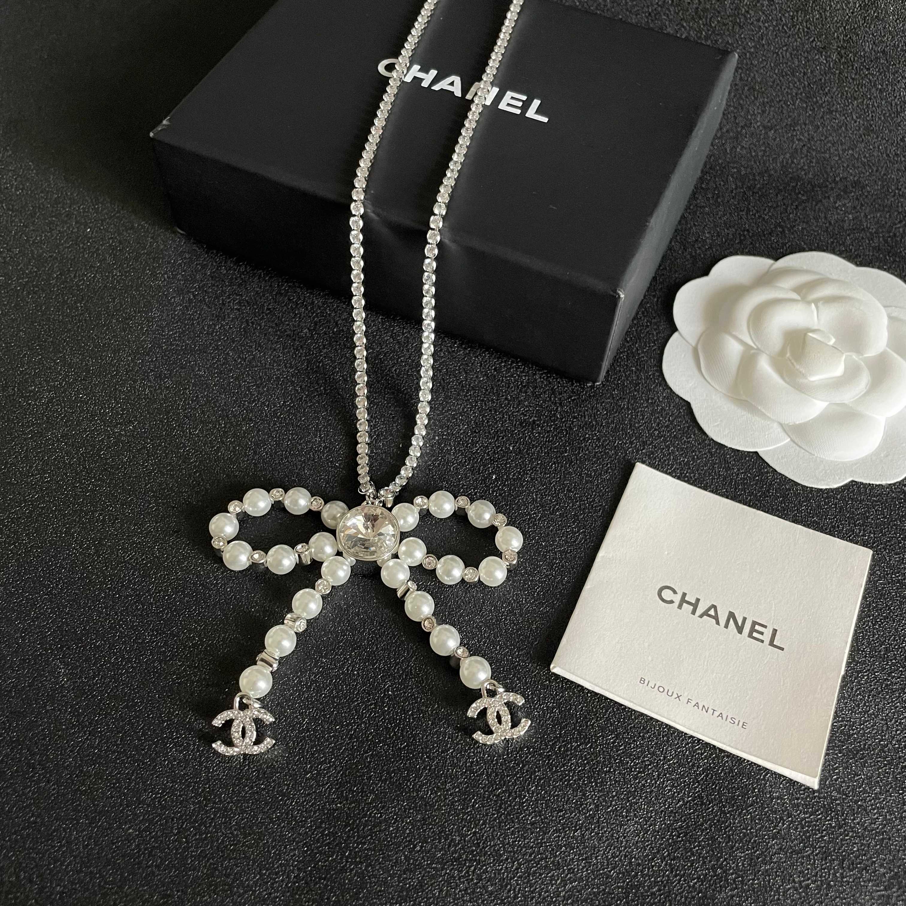 Chanel香奈儿 中古 项链👀小香家的款式真心无需多介绍😘🎶每一款都超好看，精致大方，非常显气质.