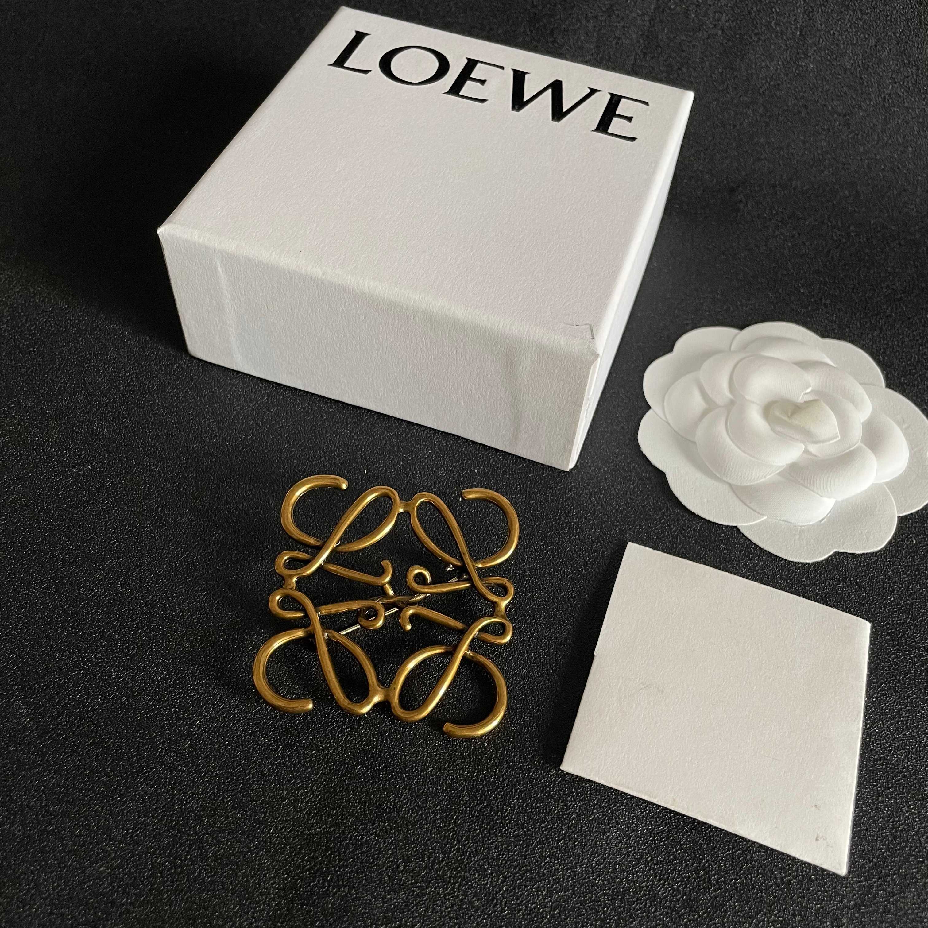 Ювелирные изделия Loewe T — photo 5