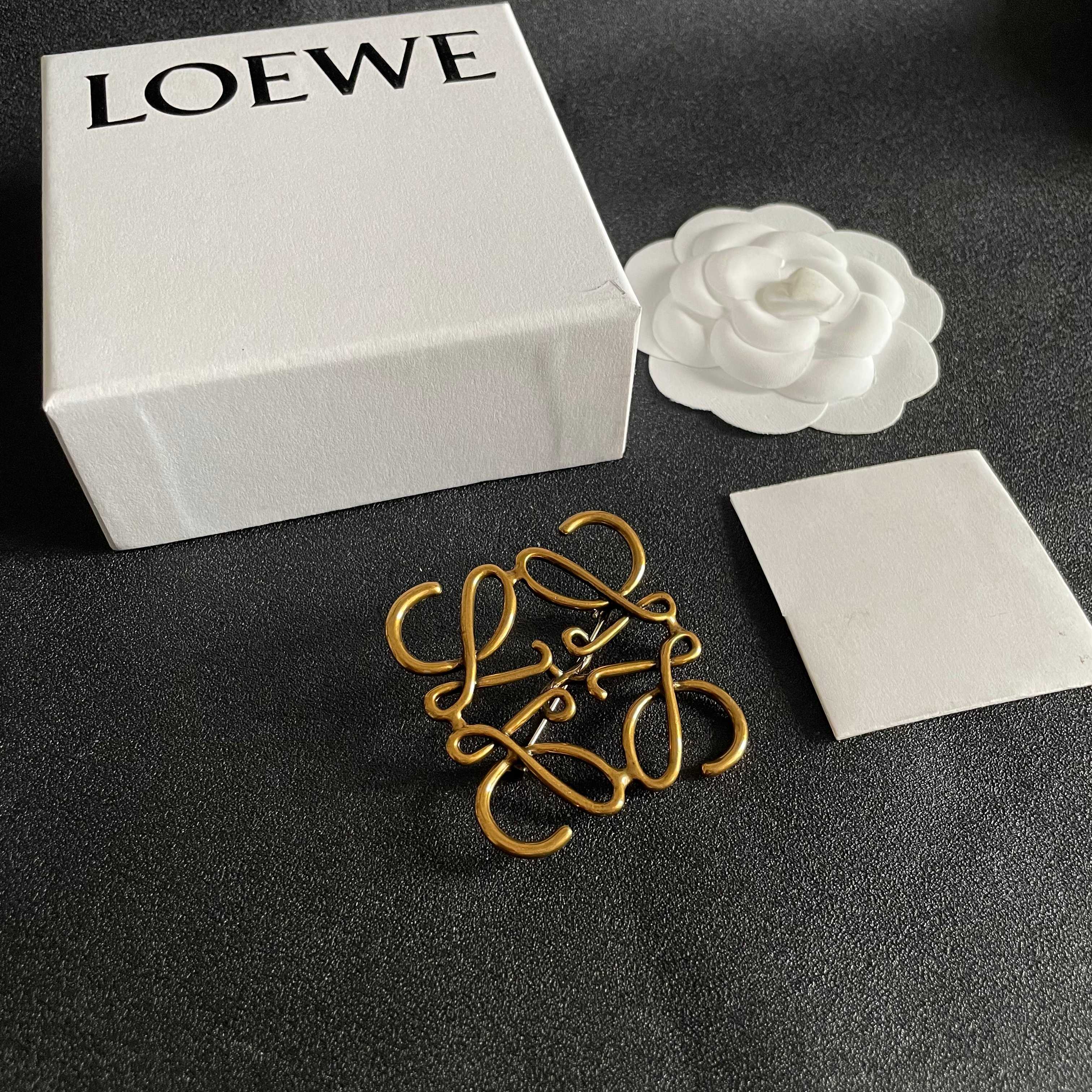 Ювелирные изделия Loewe T — photo 6