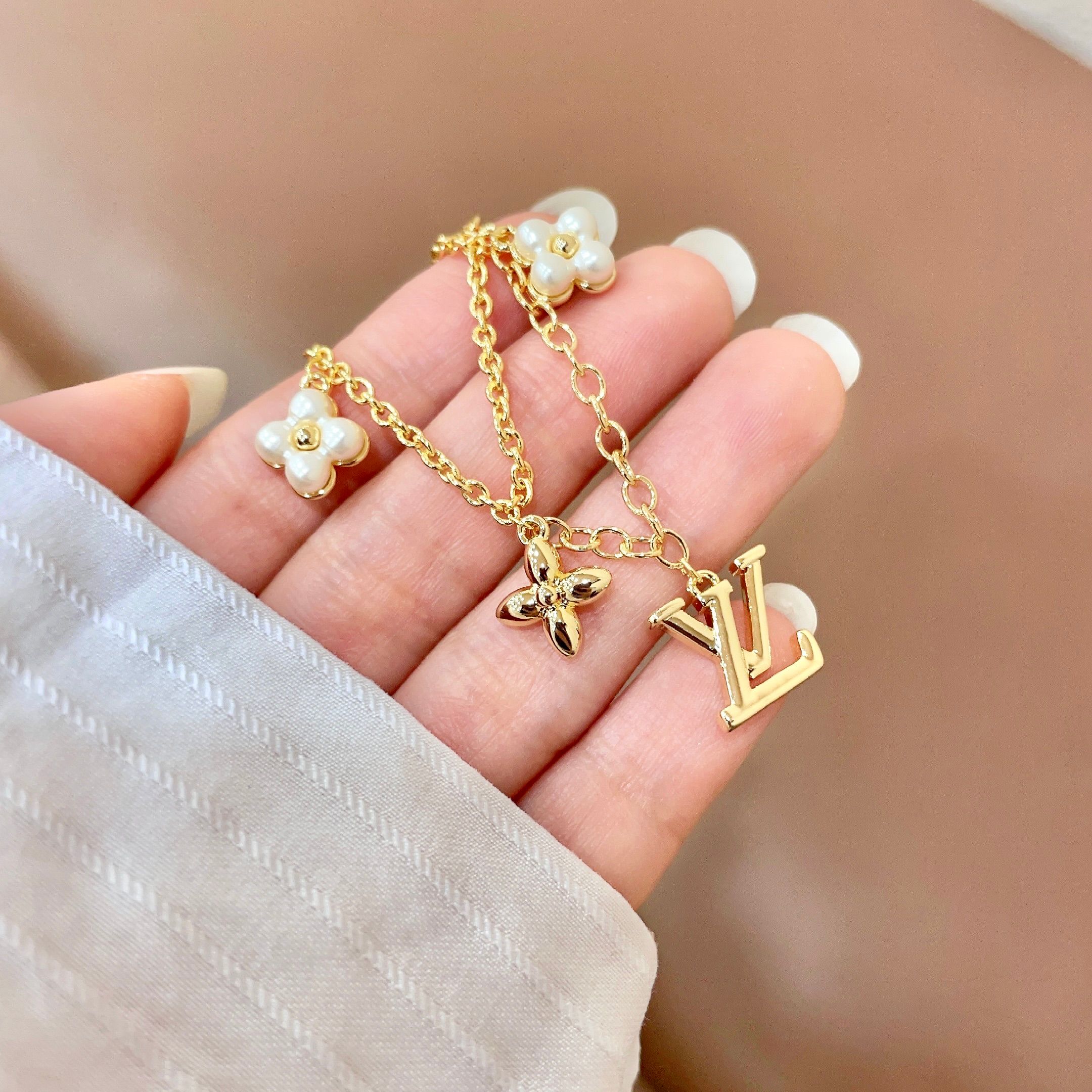 Louis Vuitton Haute Couture Haute Couture Fine Jewelry Necklace Bracelet 3
