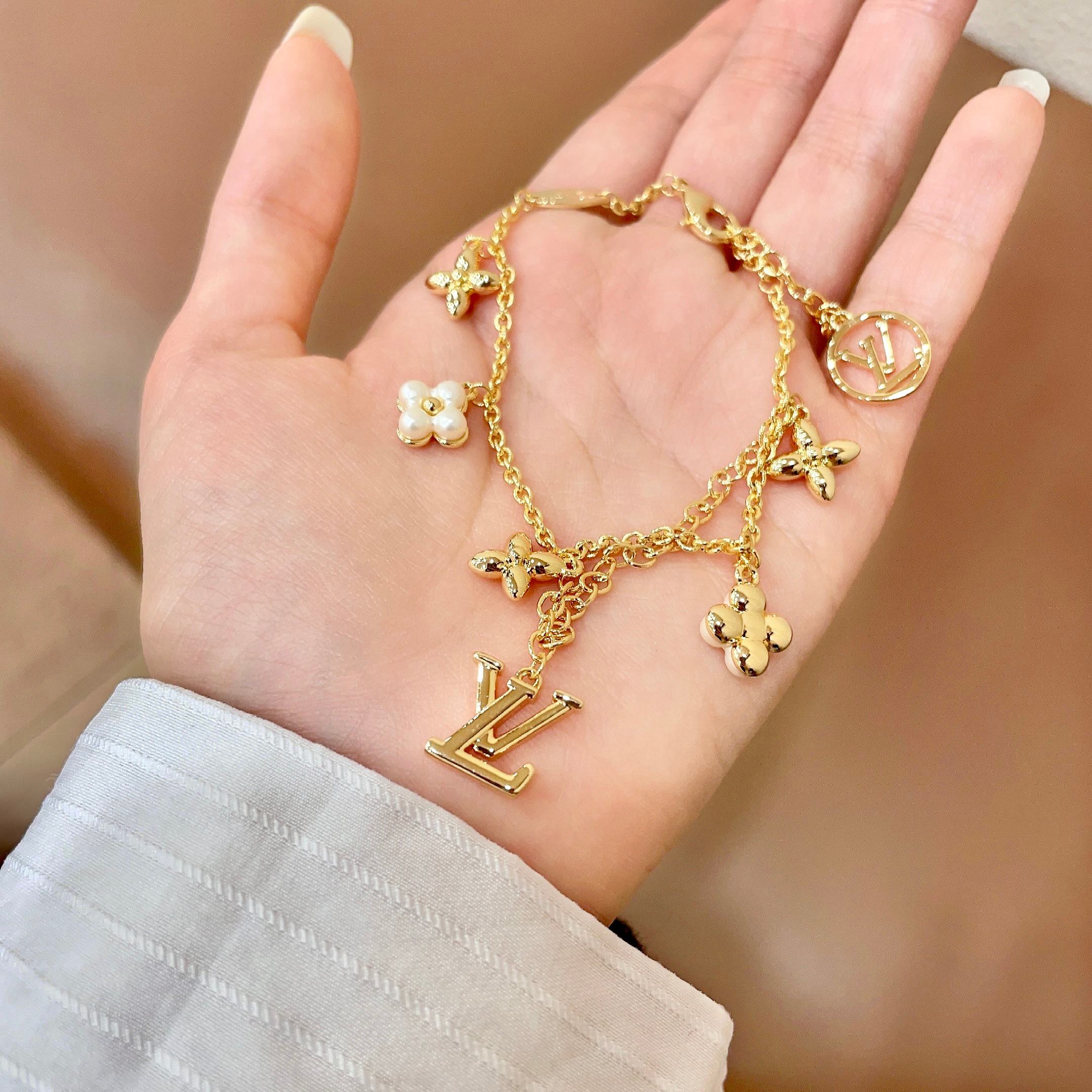 Louis Vuitton Haute Couture Haute Couture Fine Jewelry Necklace Bracelet 4