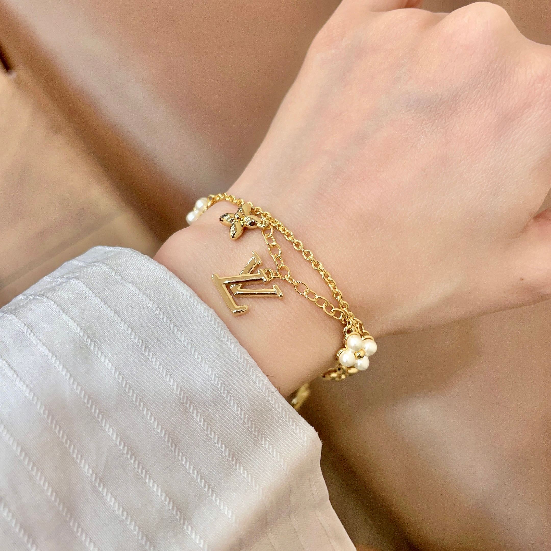 Louis Vuitton Haute Couture Haute Couture Fine Jewelry Necklace Bracelet 2