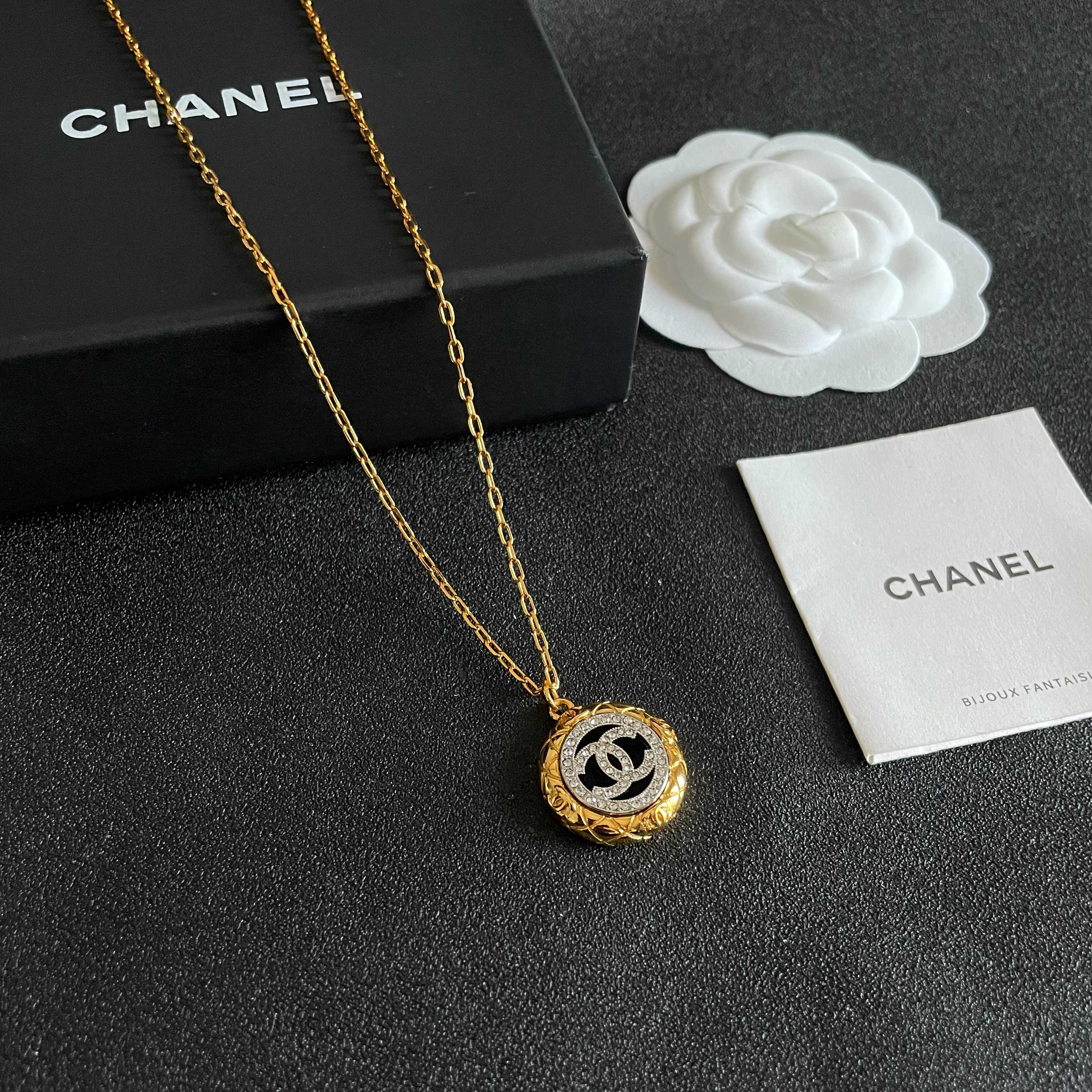 Chanel Haute Couture Haute Couture Fine Jewelry Necklace Bracelet Ring 6