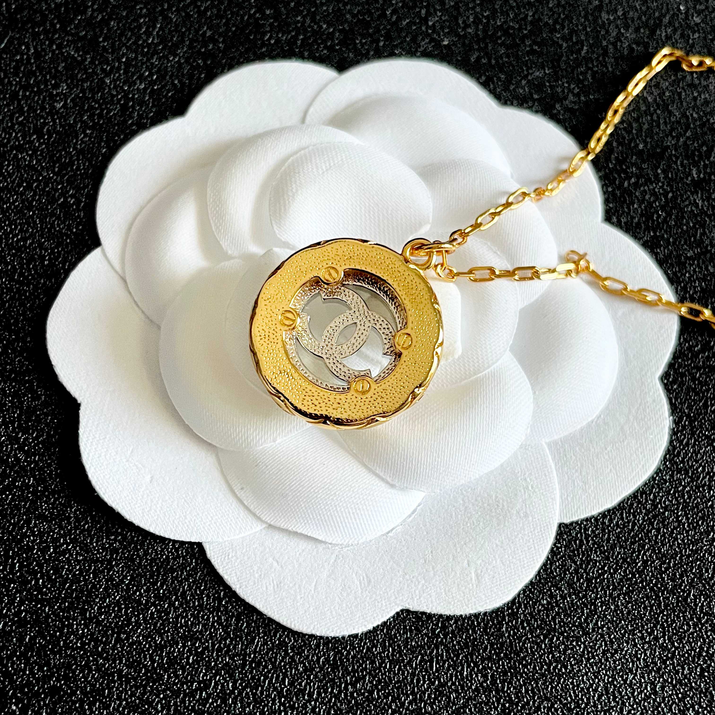 Chanel Haute Couture Haute Couture Fine Jewelry Necklace Bracelet Ring 8