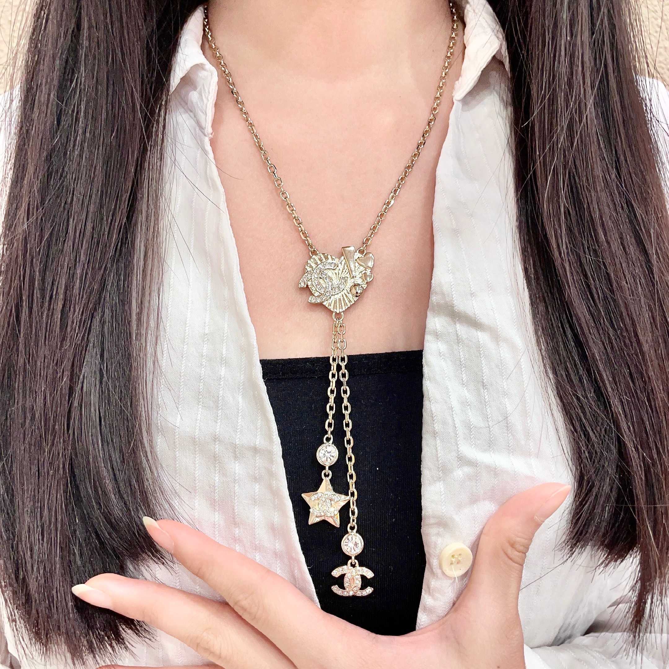Chanel香奈儿 中古 项链👀小香家的款式真心无需多介绍😘🎶每一款都超好看，精致大方，非常显气质.