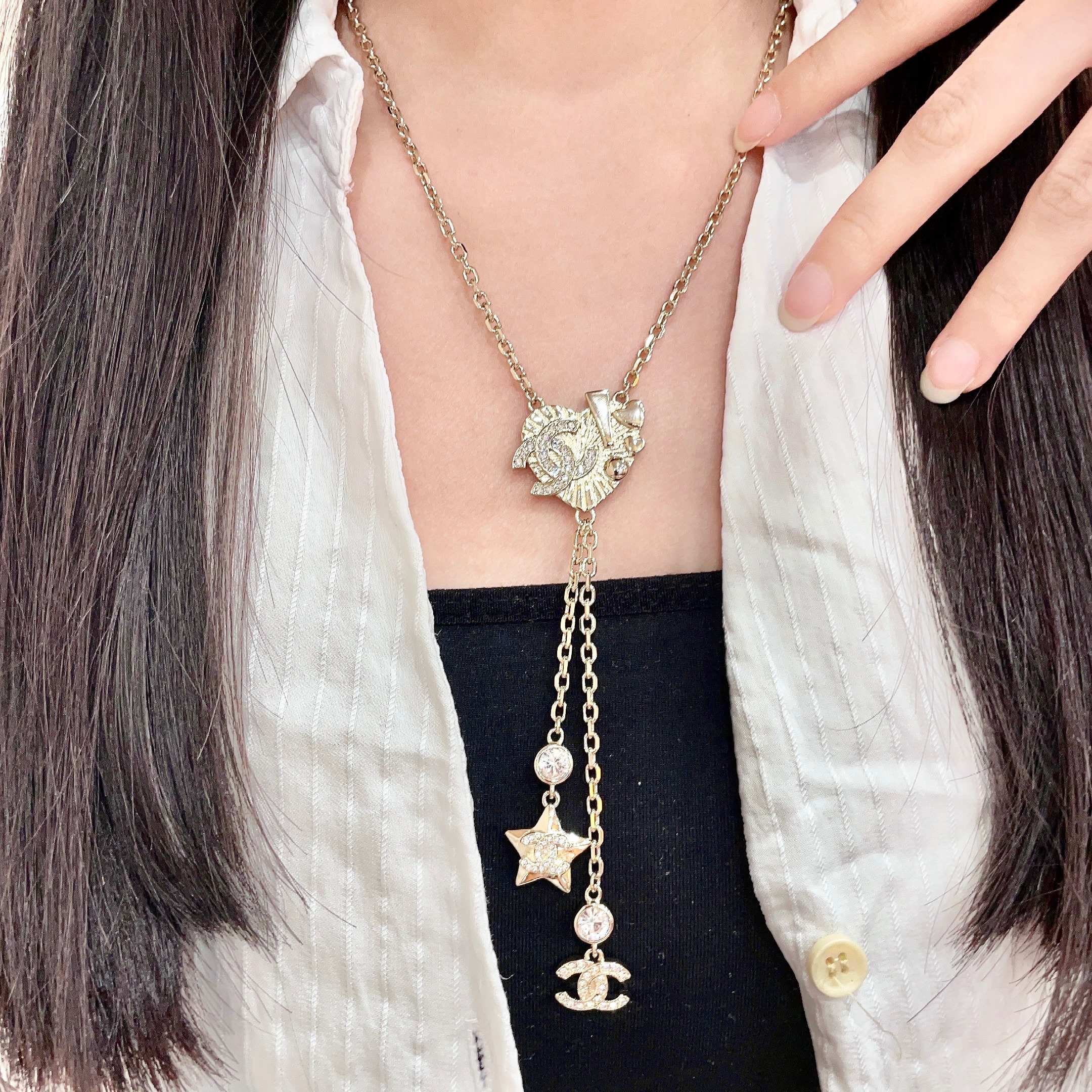 Chanel香奈儿 中古 项链👀小香家的款式真心无需多介绍😘🎶每一款都超好看，精致大方，非常显气质.