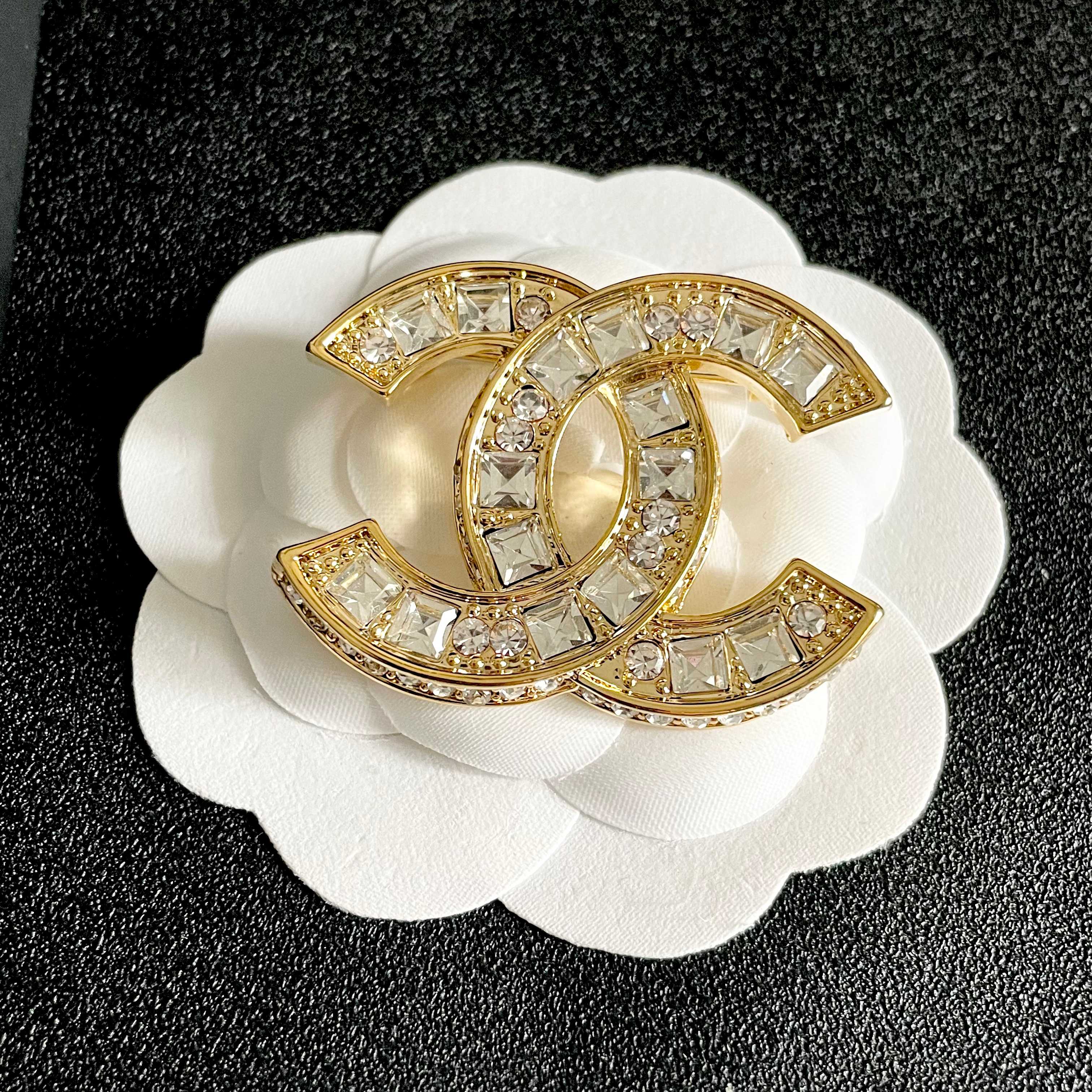 Chanel Haute Joaillerie Fine Jewelry Earrings Necklace Ring Ref.8F64B9D9 8