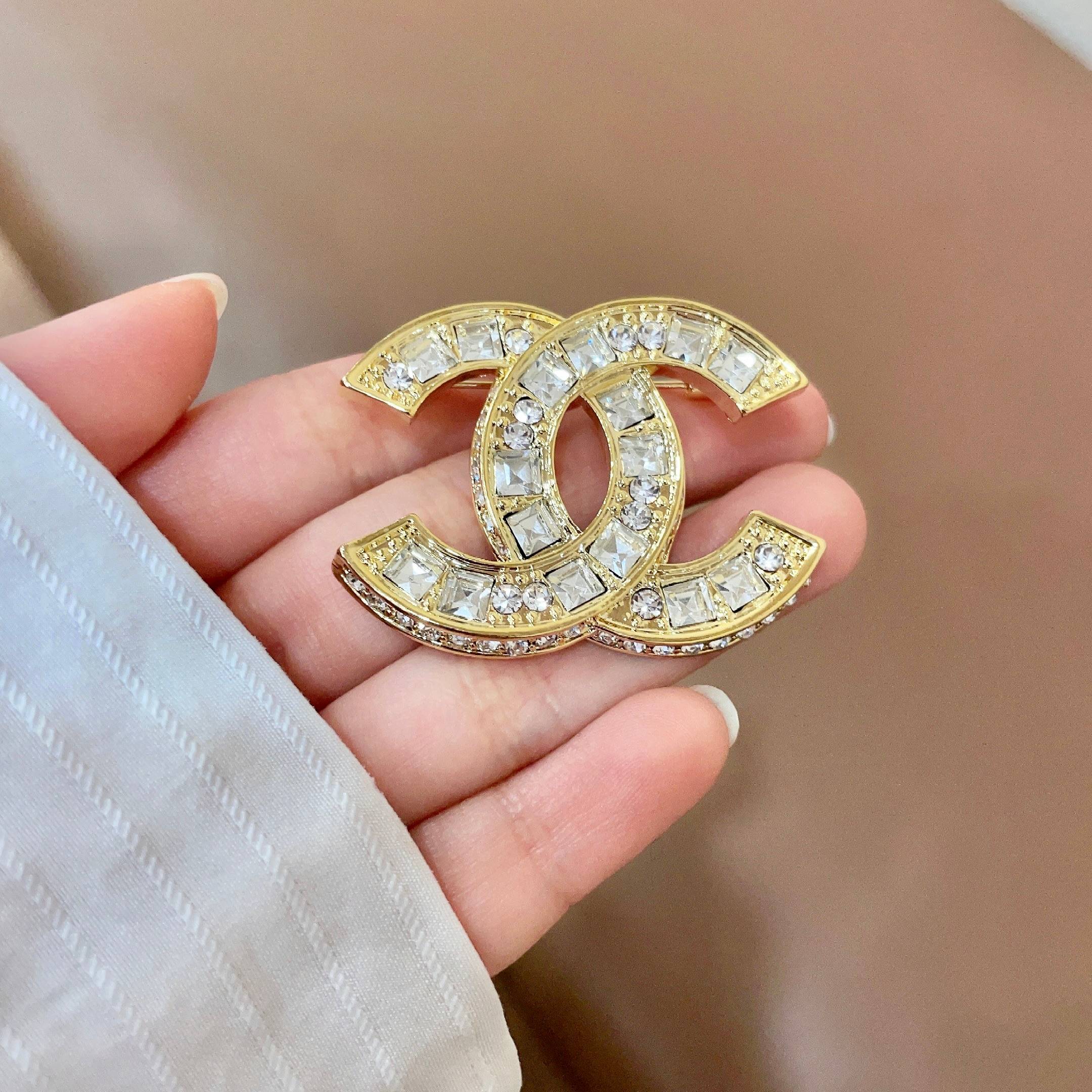 Chanel Haute Joaillerie Fine Jewelry Earrings Necklace Ring Ref.8F64B9D9 4