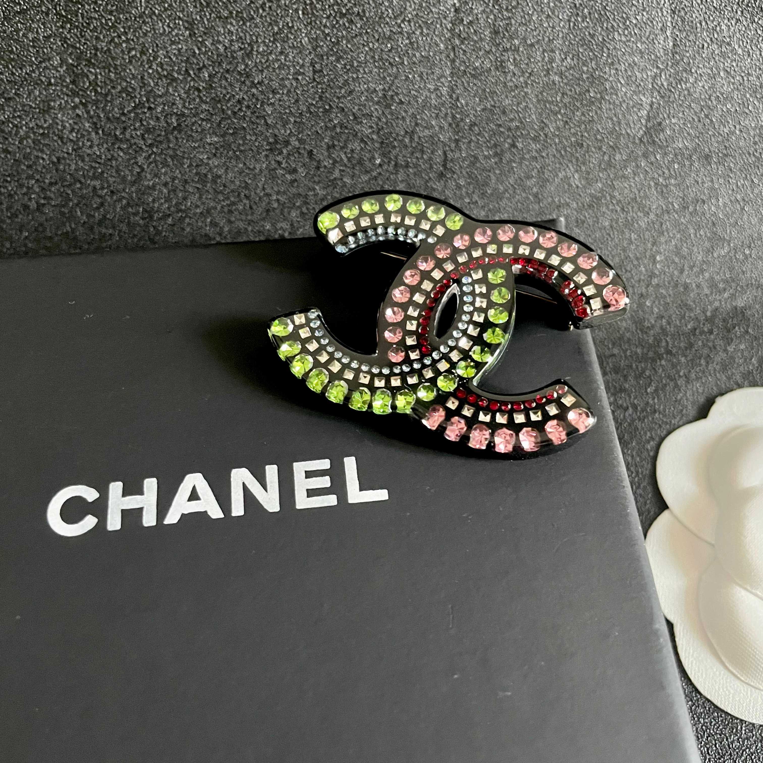 Chanel Haute Joaillerie Fine Jewelry Earrings Necklace Ring Ref 9