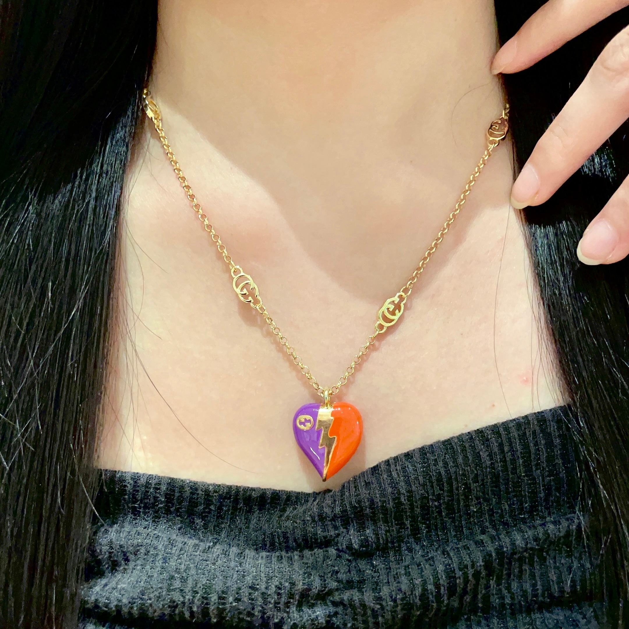 Nuevo collar de 2026 💦 Gucci, en stock y envío inmediato, modelo popular que se agota rápido, estilo retro y moderno, …
