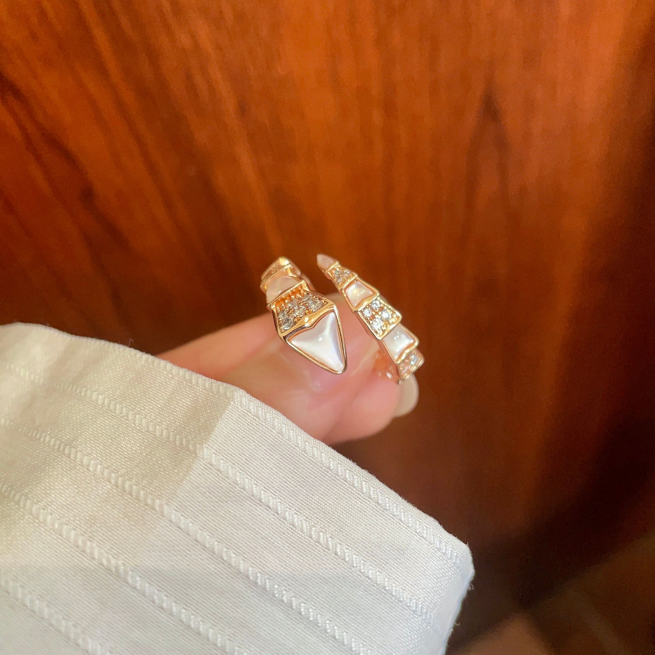 Bvlgari BVLGARI 宝格丽 Sperpenti
