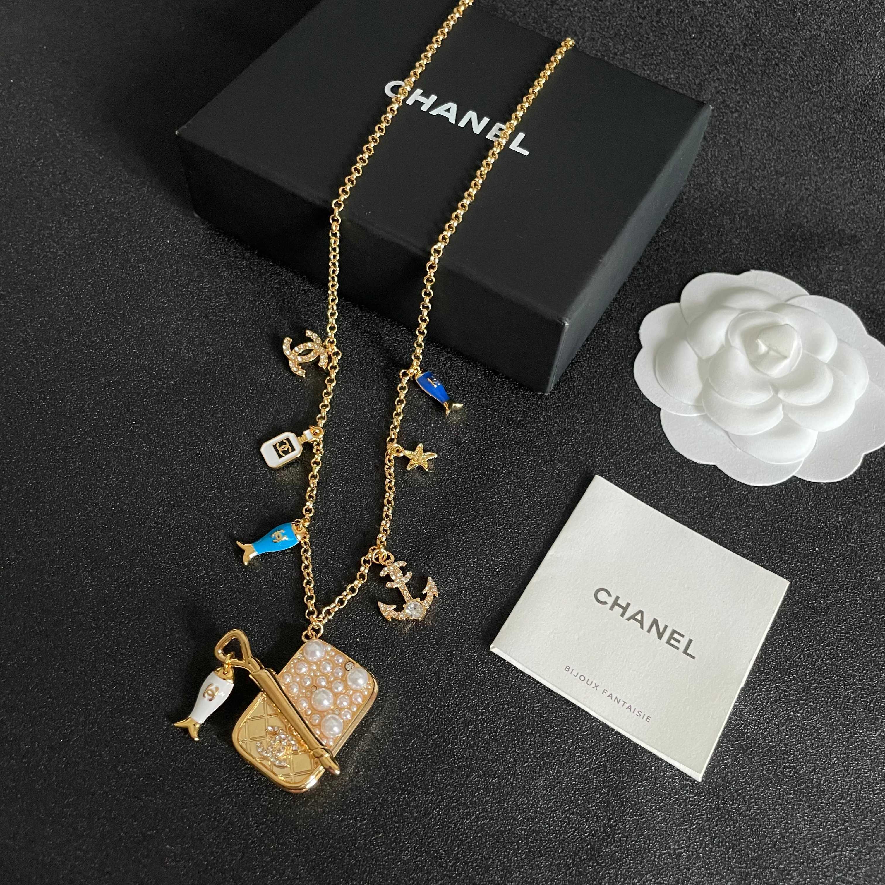 Chanel Chanel香奈儿 中古 字母毛衣链 项链 小香家的款式真心无需多介绍 ，大方，非常显气质