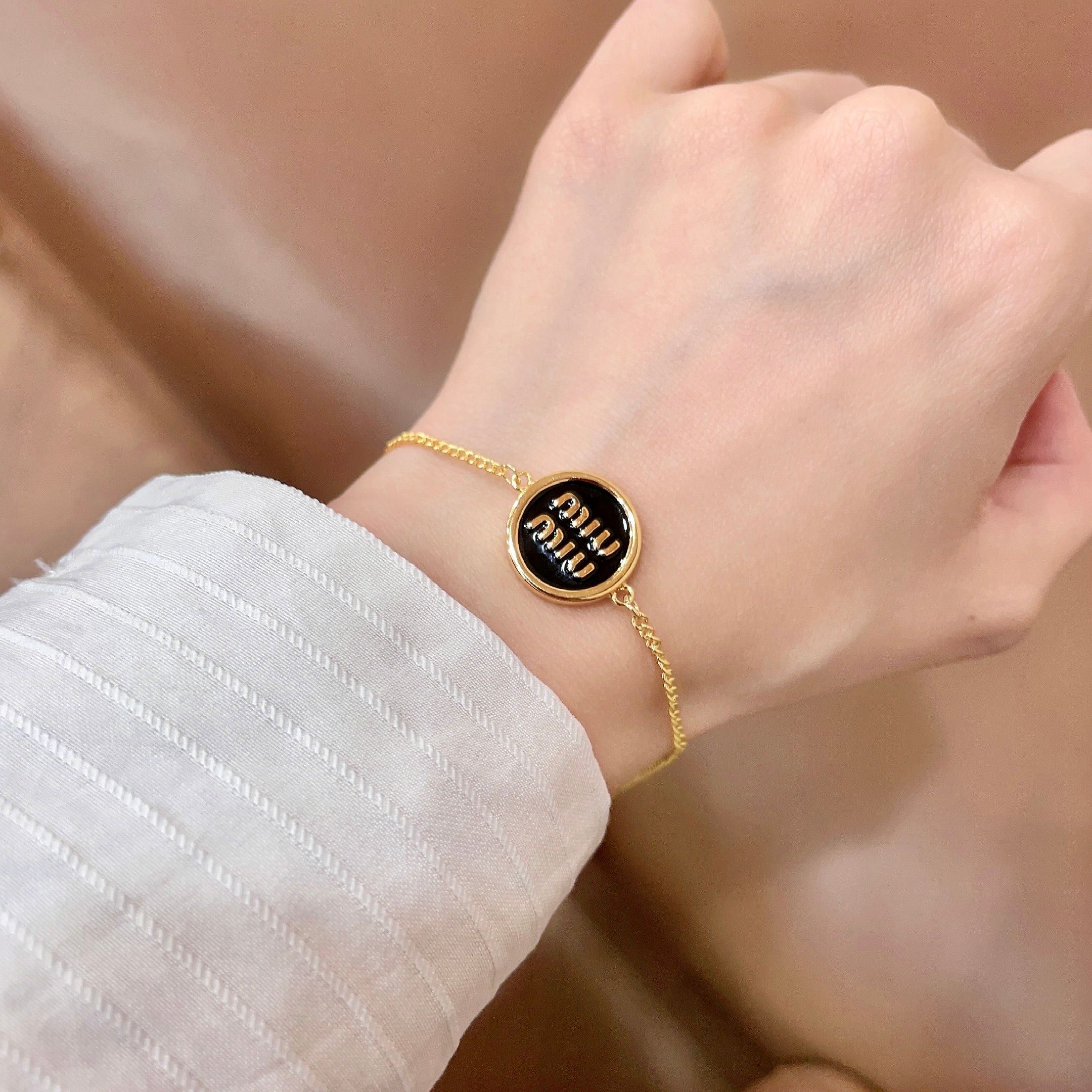 Miu Miu ZP打版 miumiu字母手链