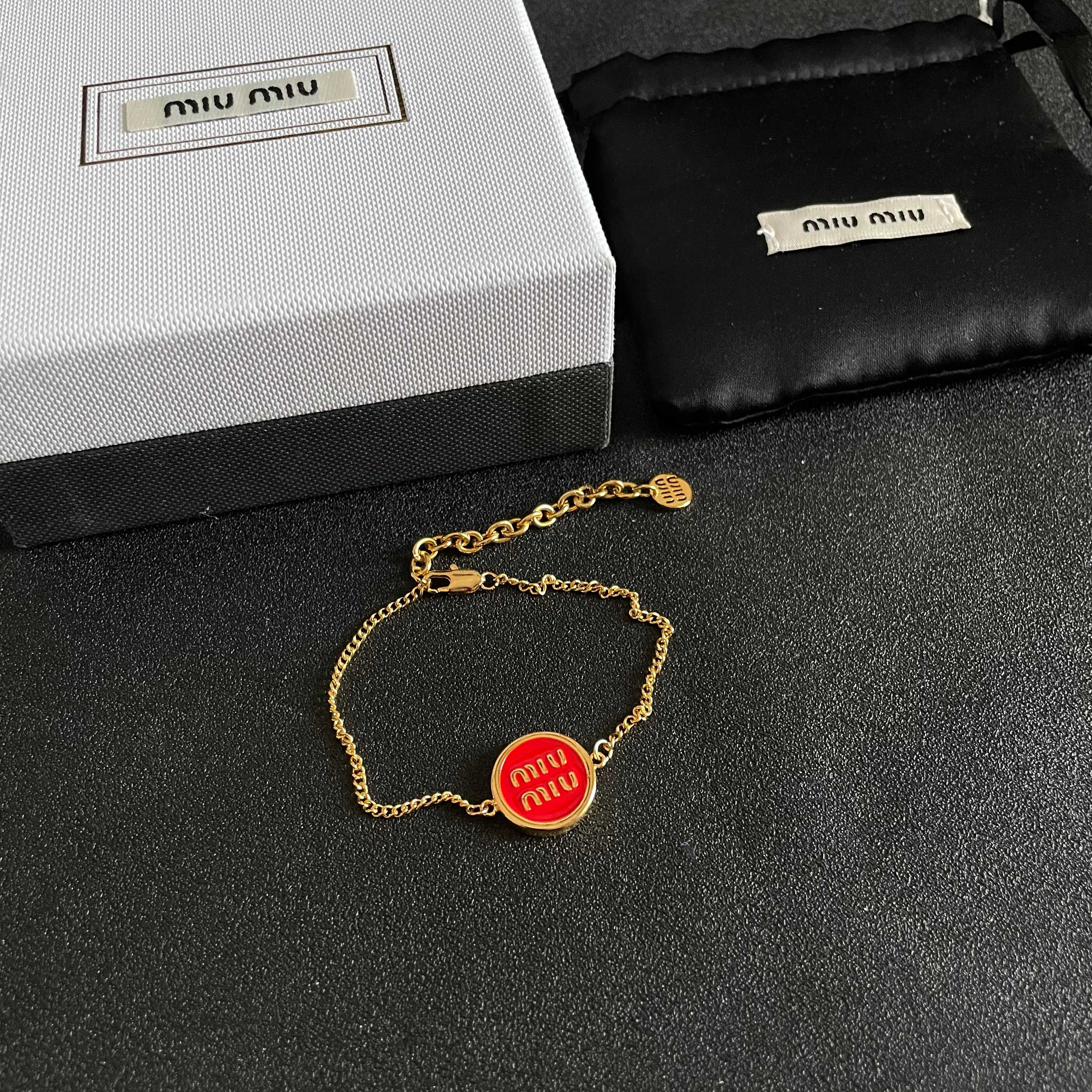 Miu Miu ZP打版 miumiu字母手链
